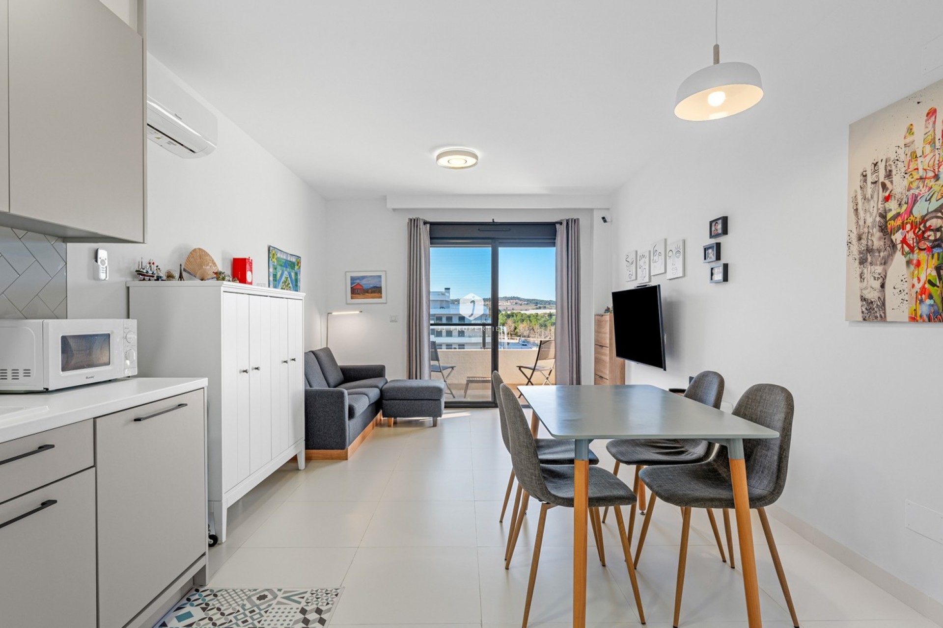 Tweedehands - Appartement / flat -
San Miguel de Salinas - Inland