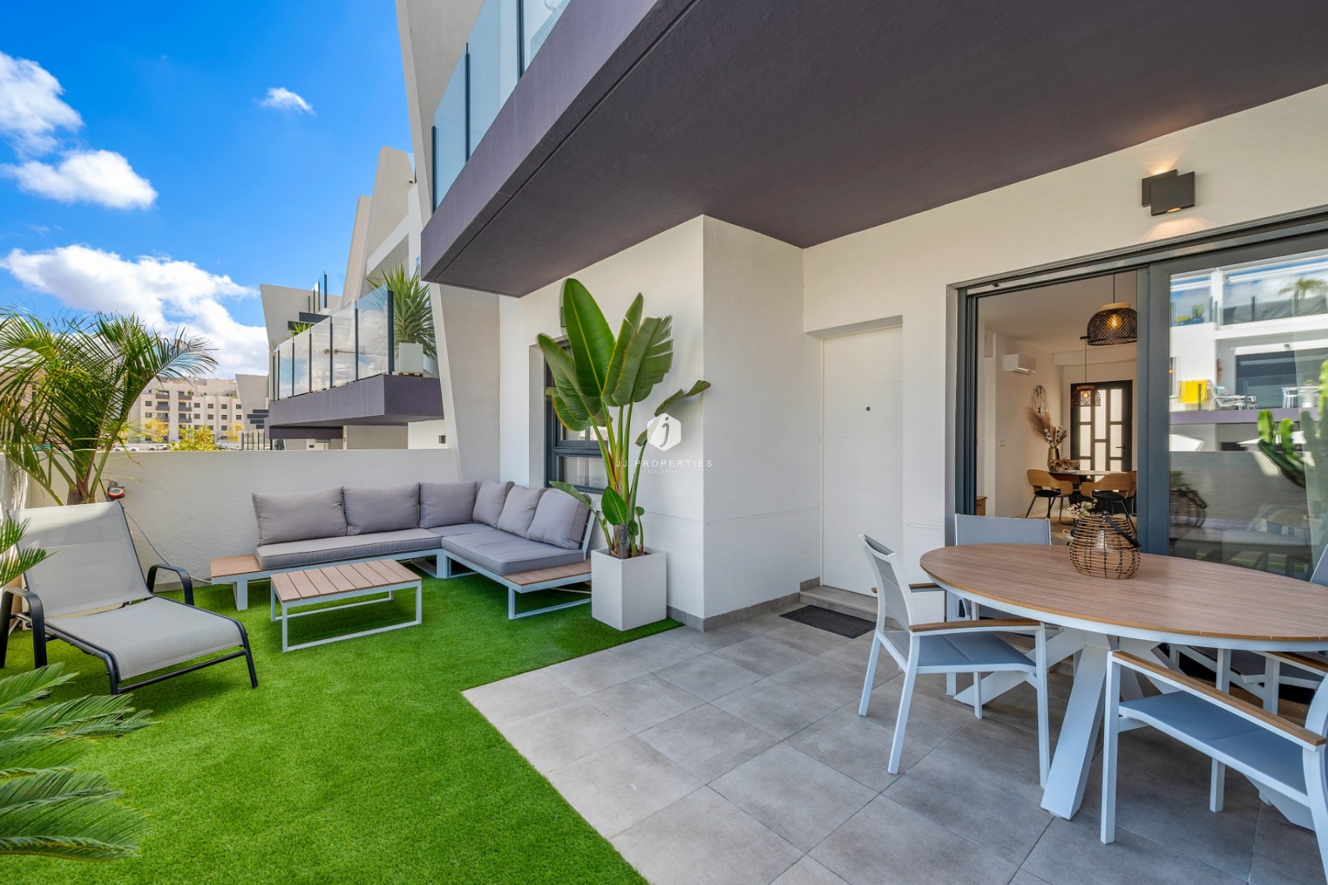 Tweedehands - Appartement / flat -
San Miguel de Salinas - Inland