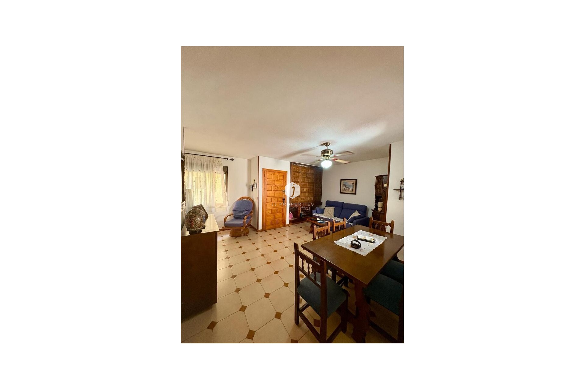 Tweedehands - Appartement / flat -
Torrelamata - Costa Blanca