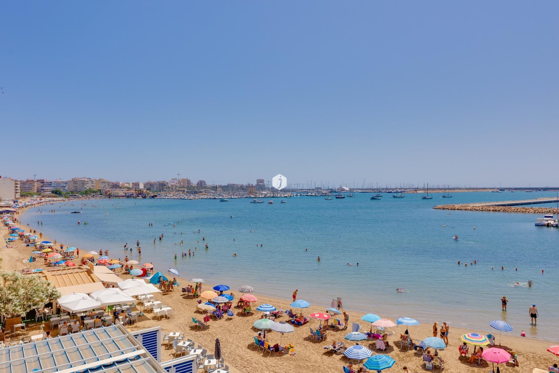 Tweedehands - Appartement / flat -
Torrevieja - Acequion