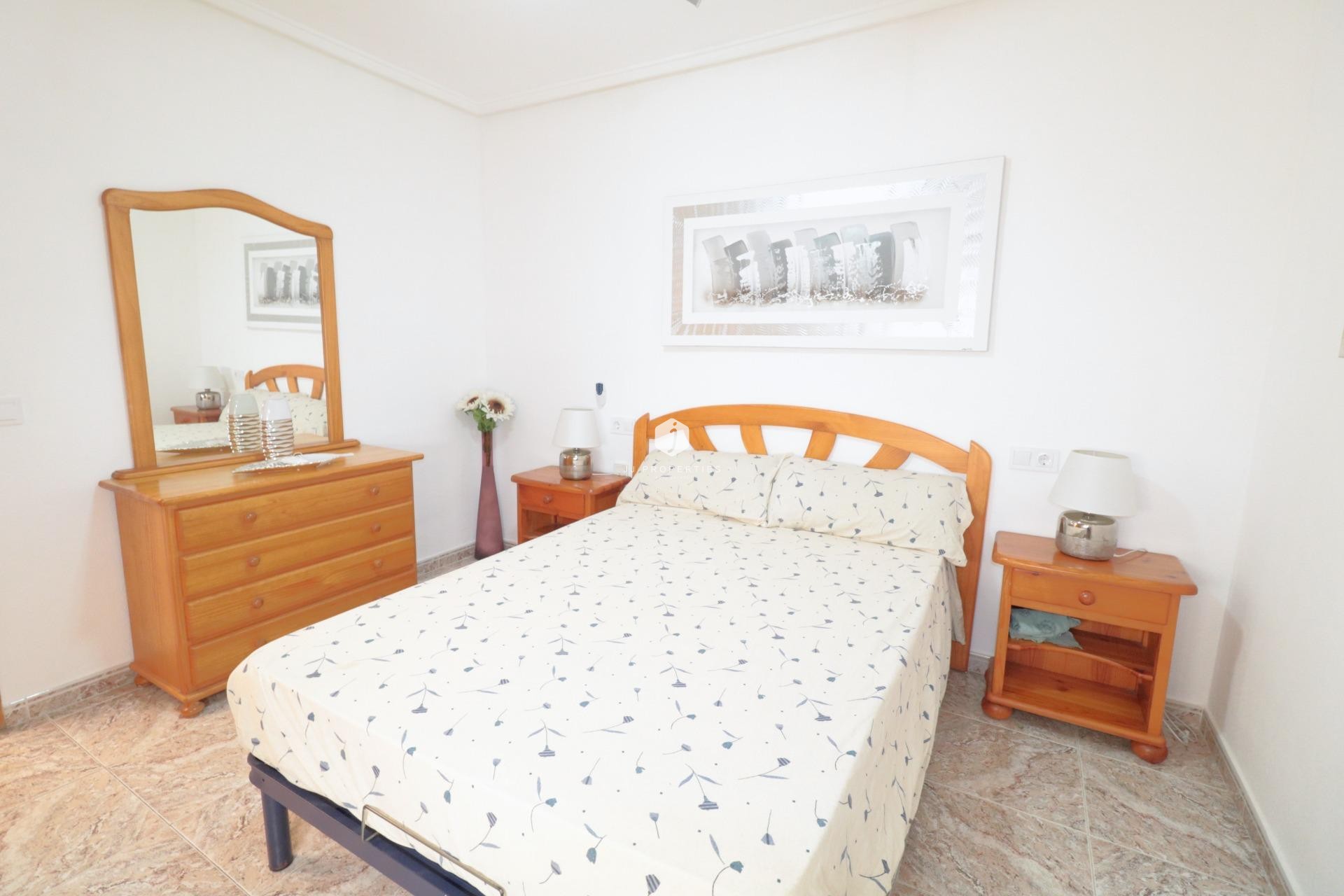 Tweedehands - Appartement / flat -
Torrevieja - Acequion
