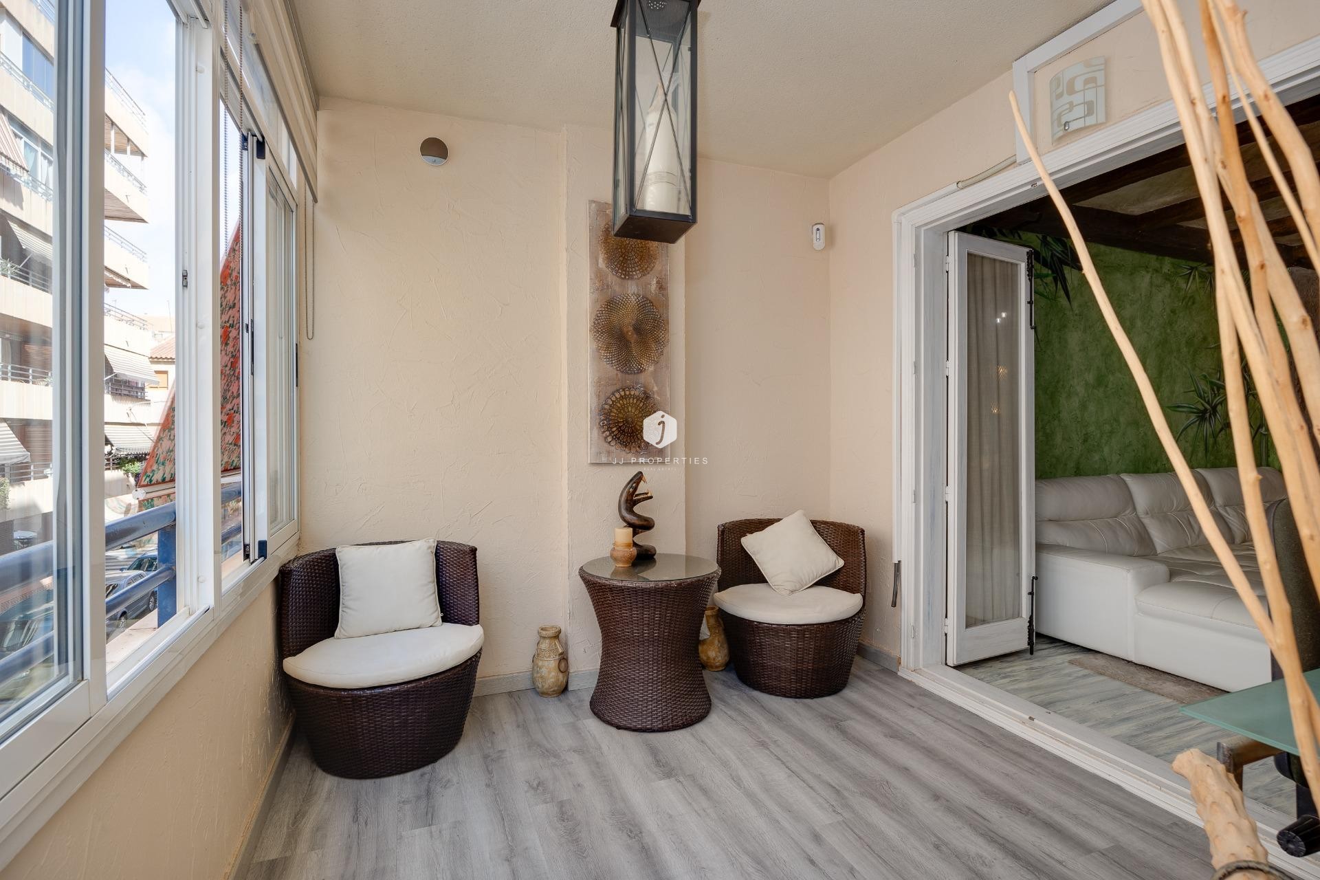 Tweedehands - Appartement / flat -
Torrevieja - Acequion