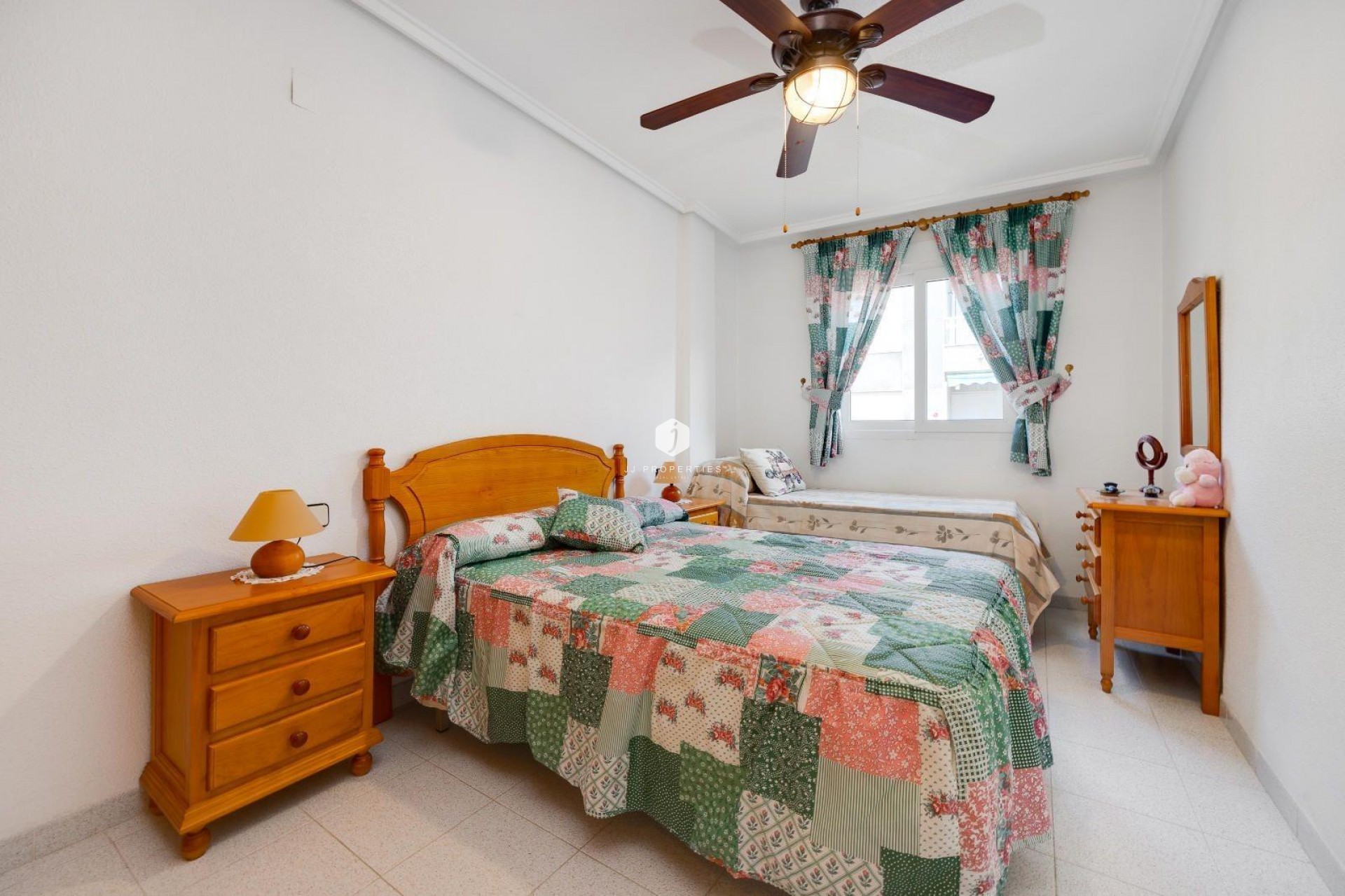 Tweedehands - Appartement / flat -
Torrevieja - Acequion