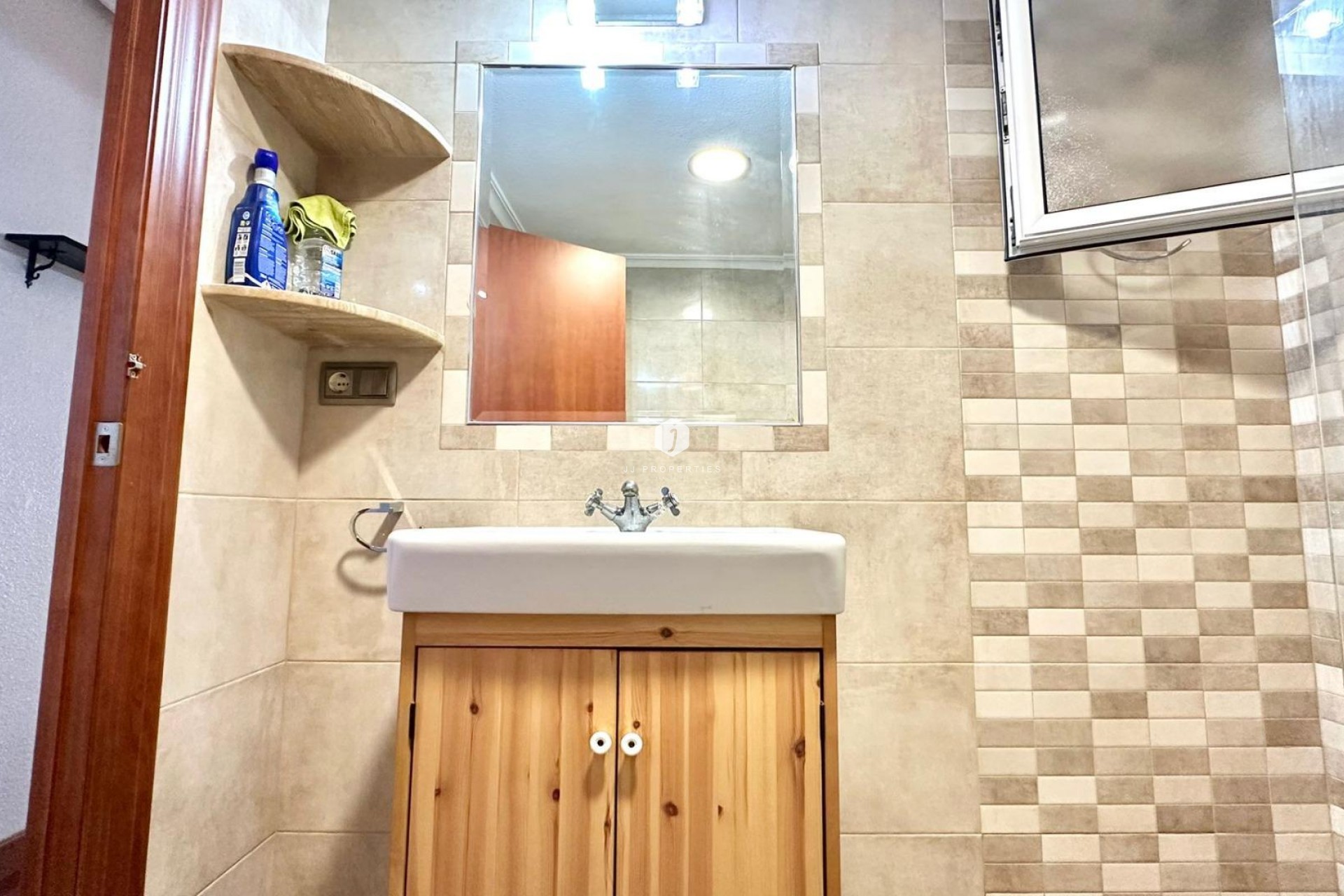Tweedehands - Appartement / flat -
Torrevieja - Acequion