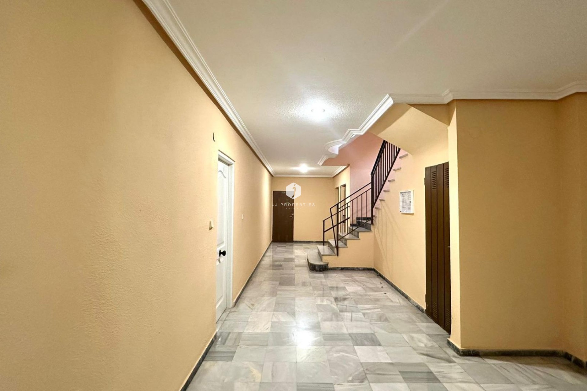 Tweedehands - Appartement / flat -
Torrevieja - Acequion