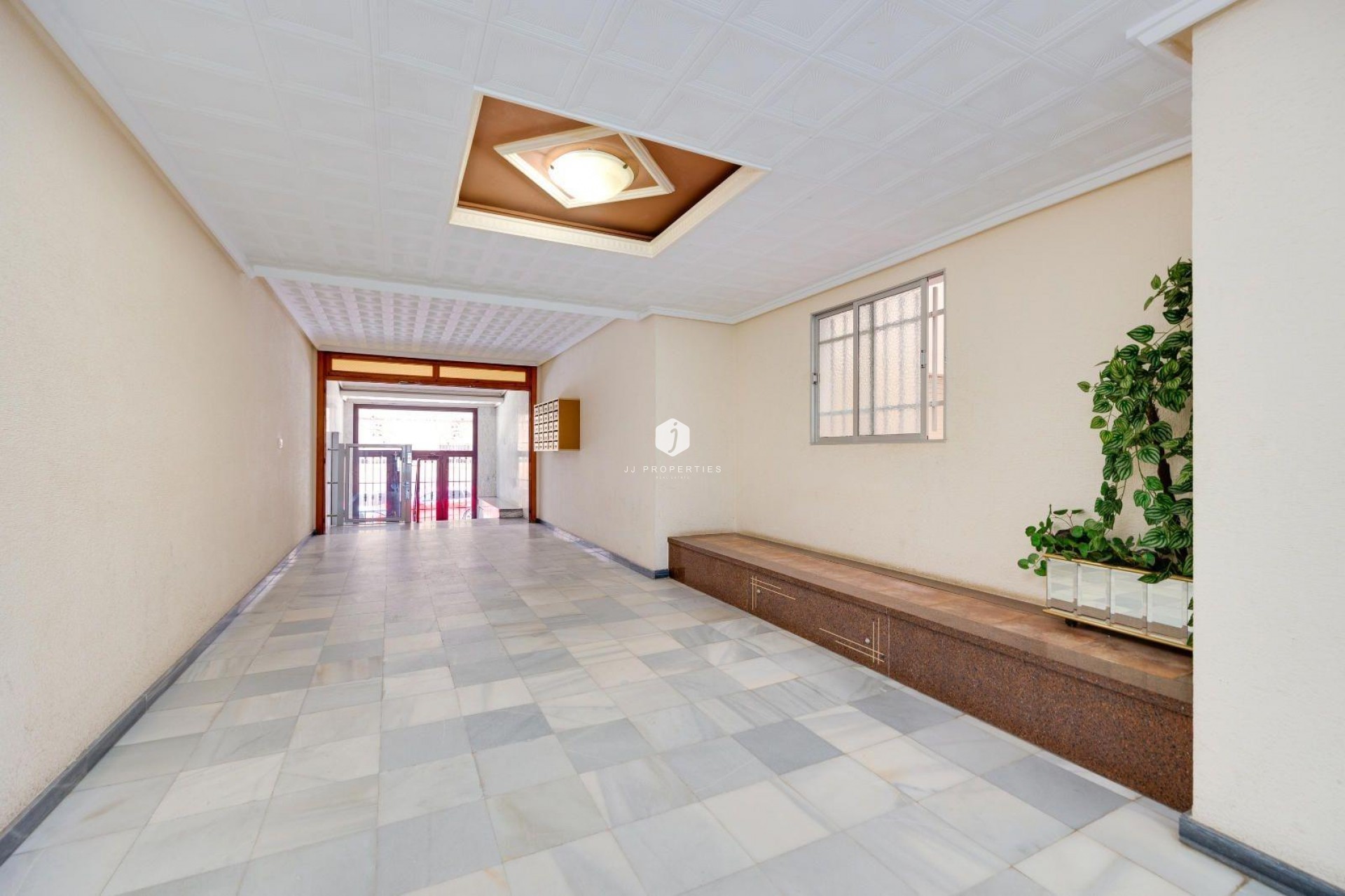 Tweedehands - Appartement / flat -
Torrevieja - Acequion