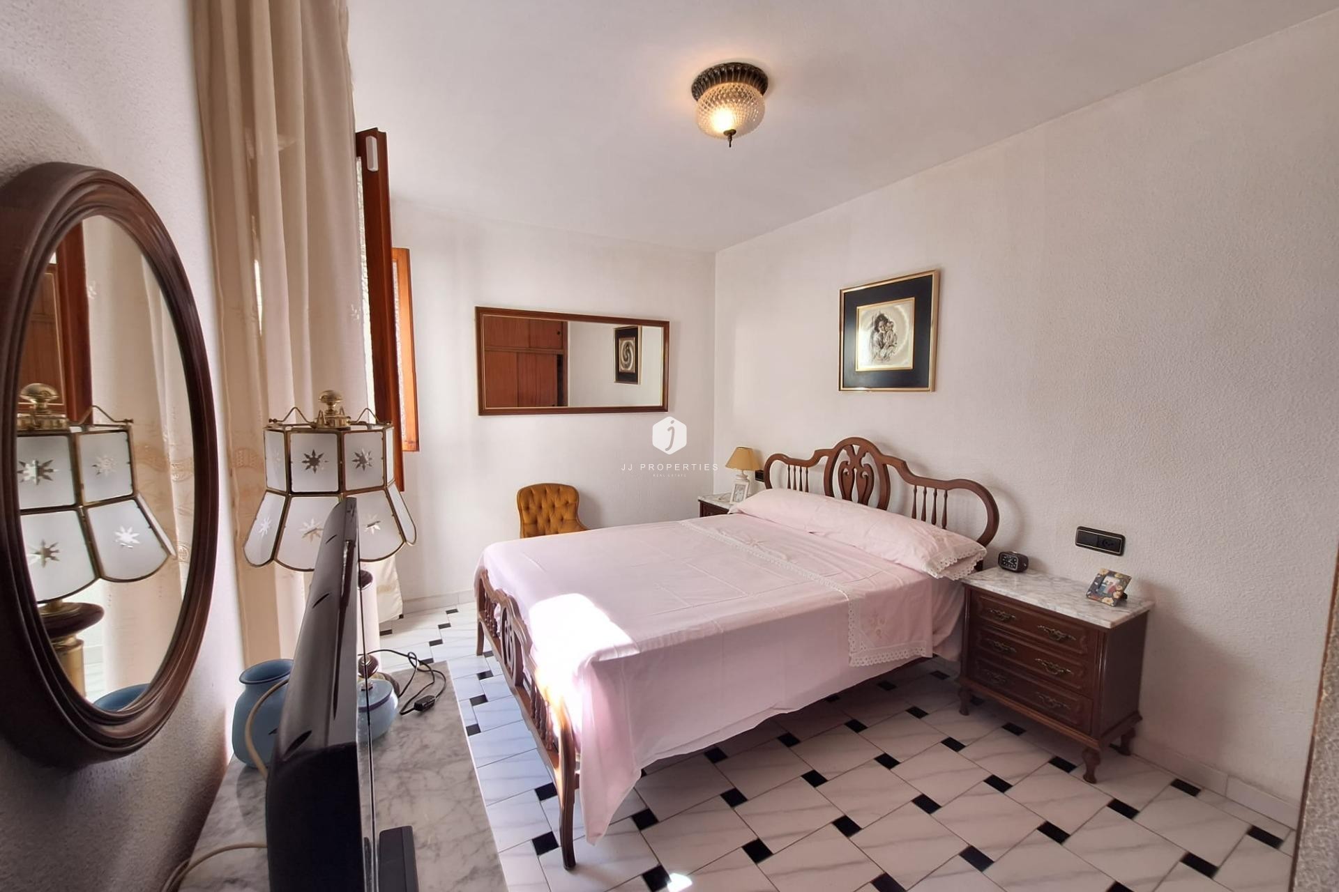 Tweedehands - Appartement / flat -
Torrevieja - Acequion