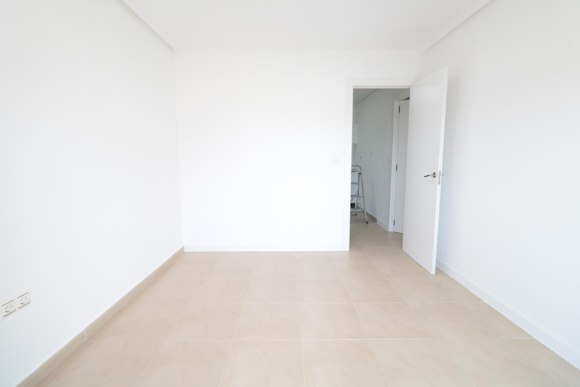 Tweedehands - Appartement / flat -
Torrevieja - Acequion