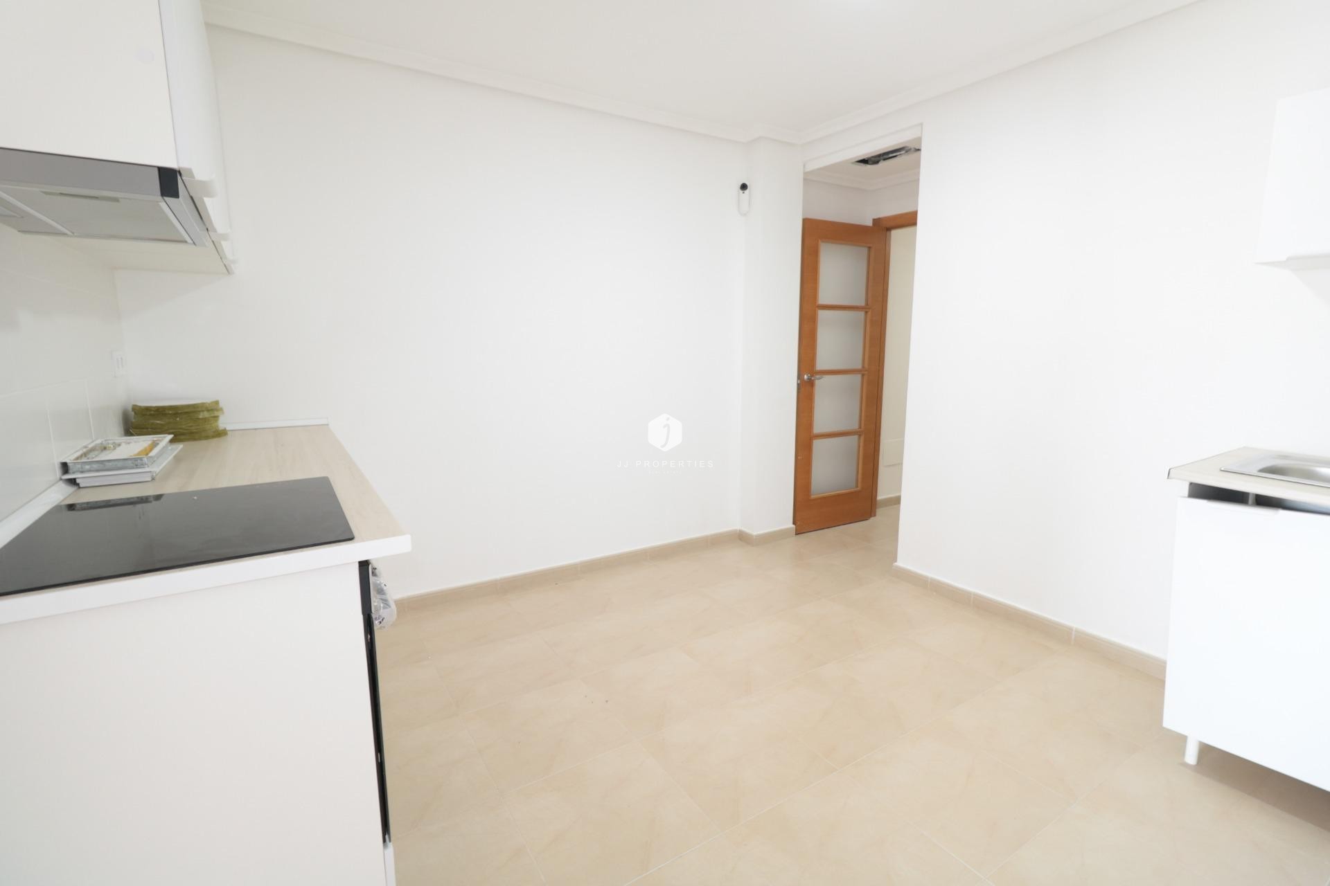 Tweedehands - Appartement / flat -
Torrevieja - Acequion