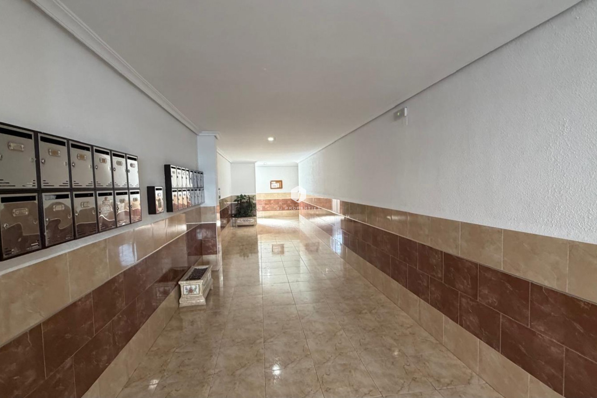 Tweedehands - Appartement / flat -
Torrevieja - Acequion