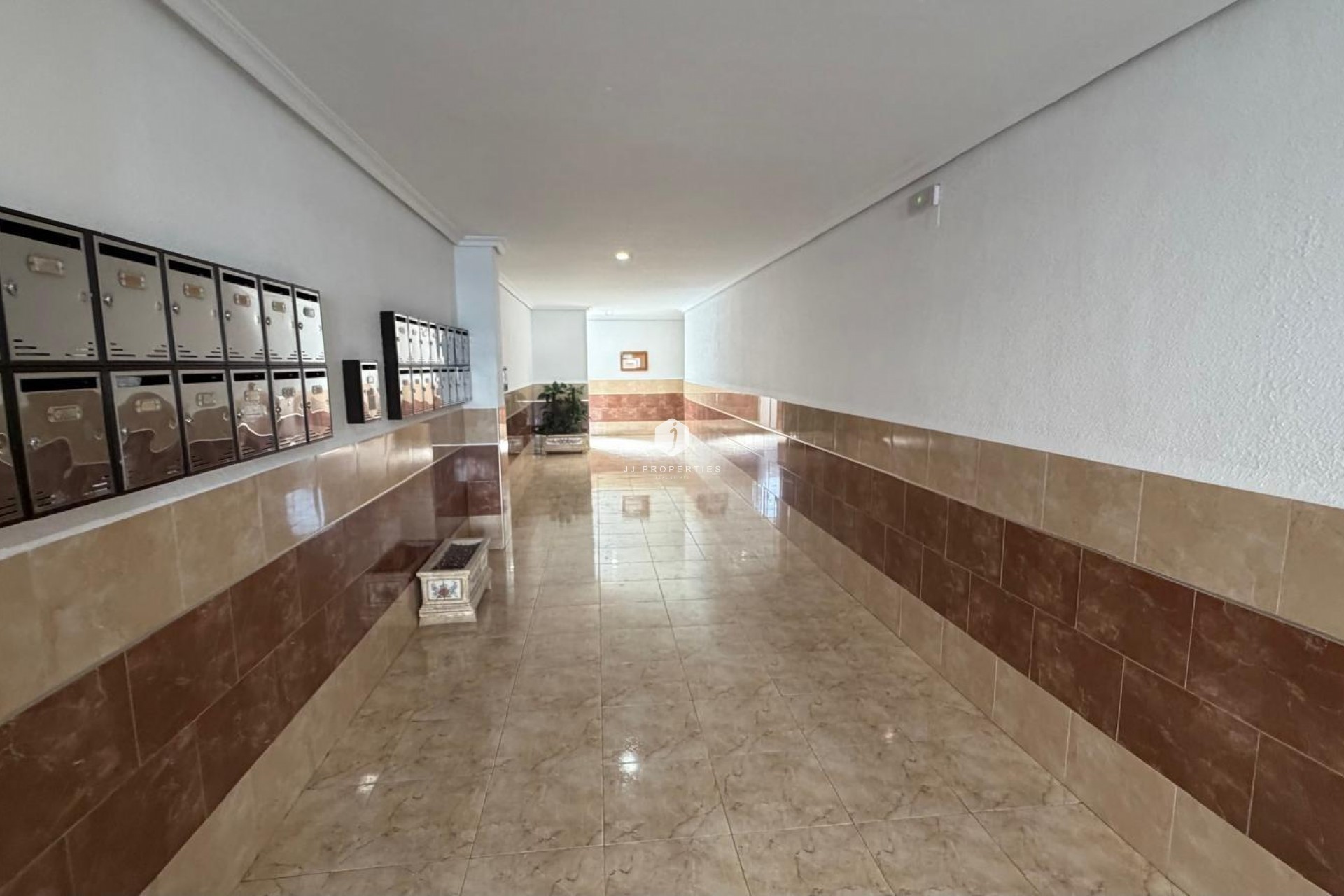 Tweedehands - Appartement / flat -
Torrevieja - Acequion