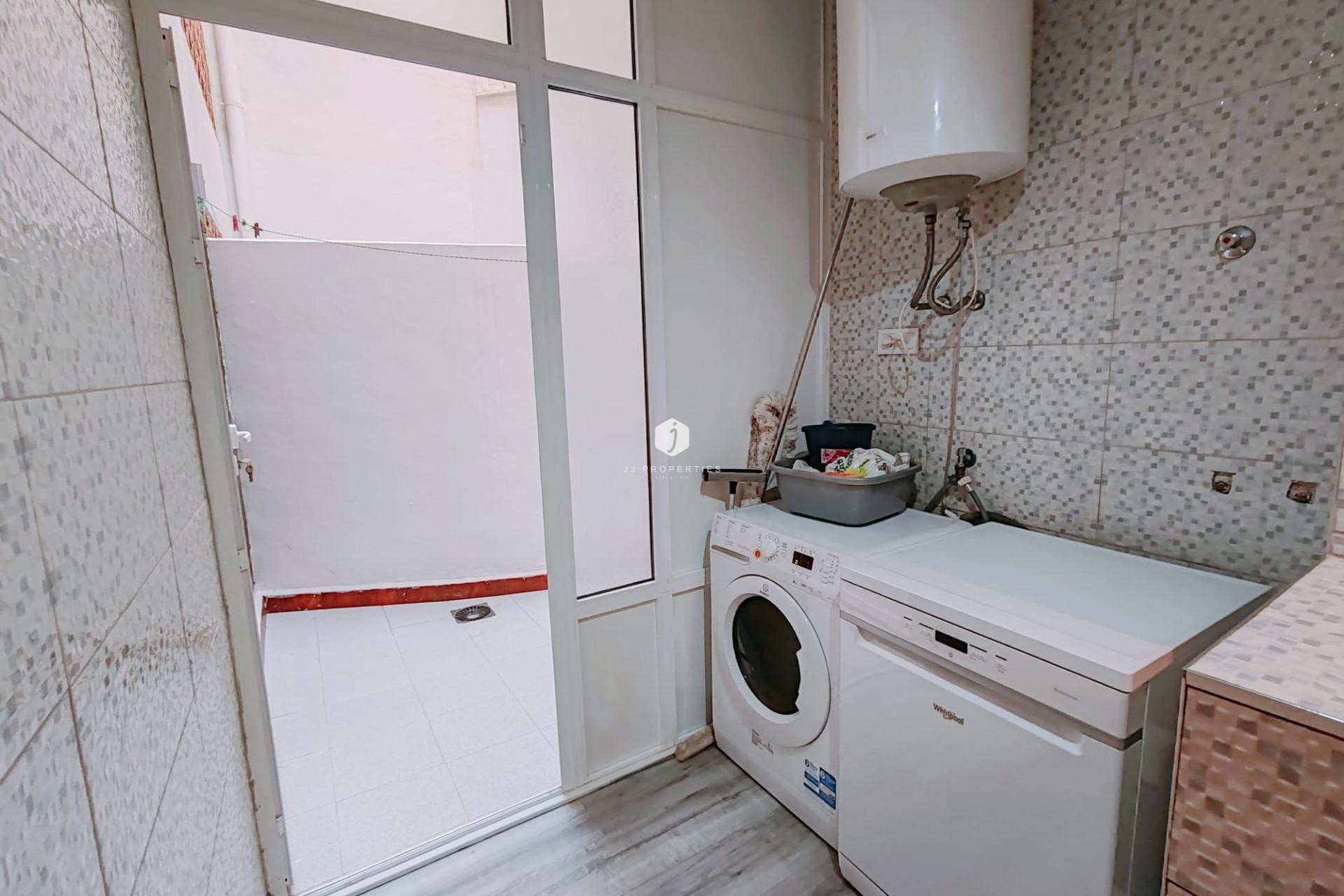 Tweedehands - Appartement / flat -
Torrevieja - Acequion