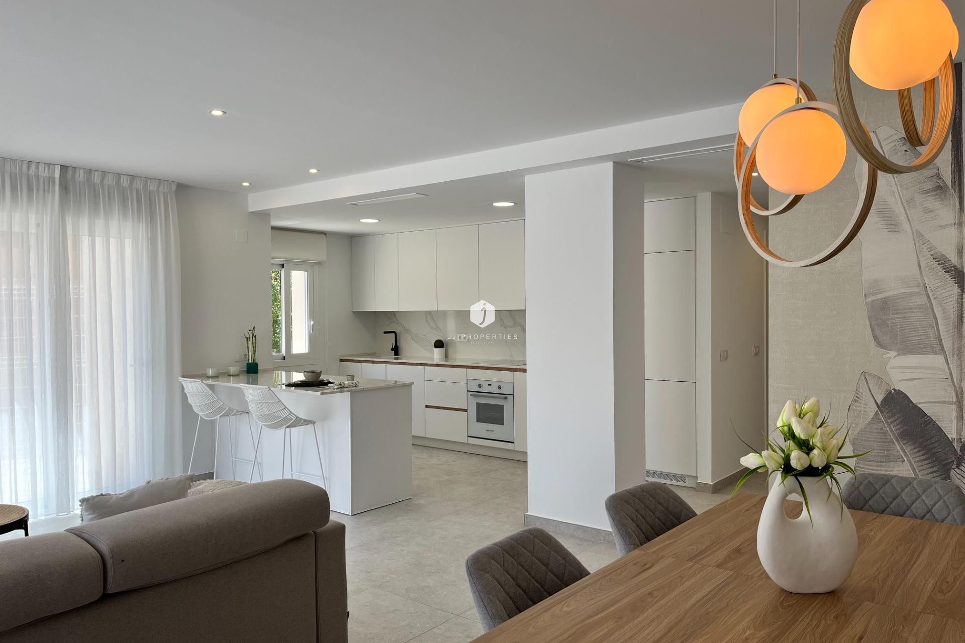 Tweedehands - Appartement / flat -
Torrevieja - aguas nuevas