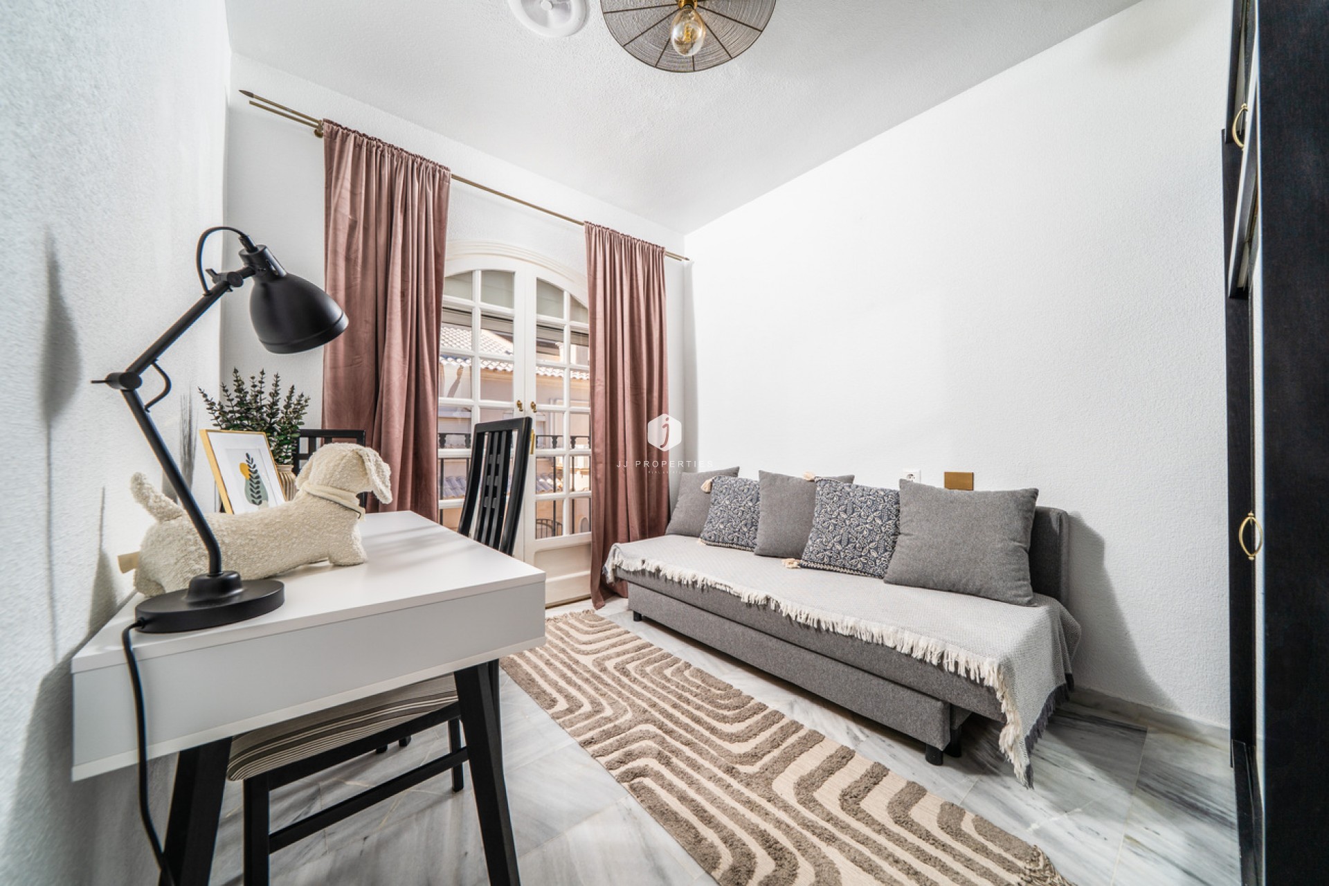 Tweedehands - Appartement / flat -
Torrevieja - aguas nuevas