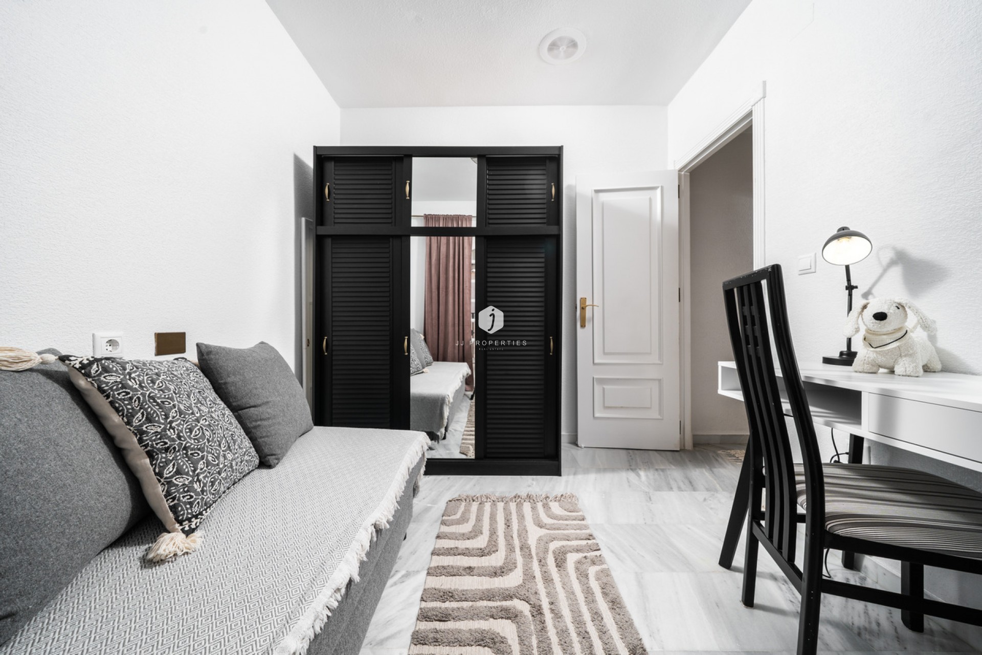 Tweedehands - Appartement / flat -
Torrevieja - aguas nuevas