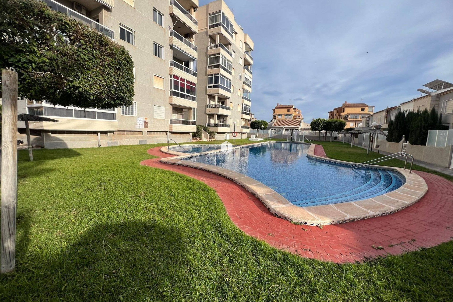 Tweedehands - Appartement / flat -
Torrevieja - aguas nuevas