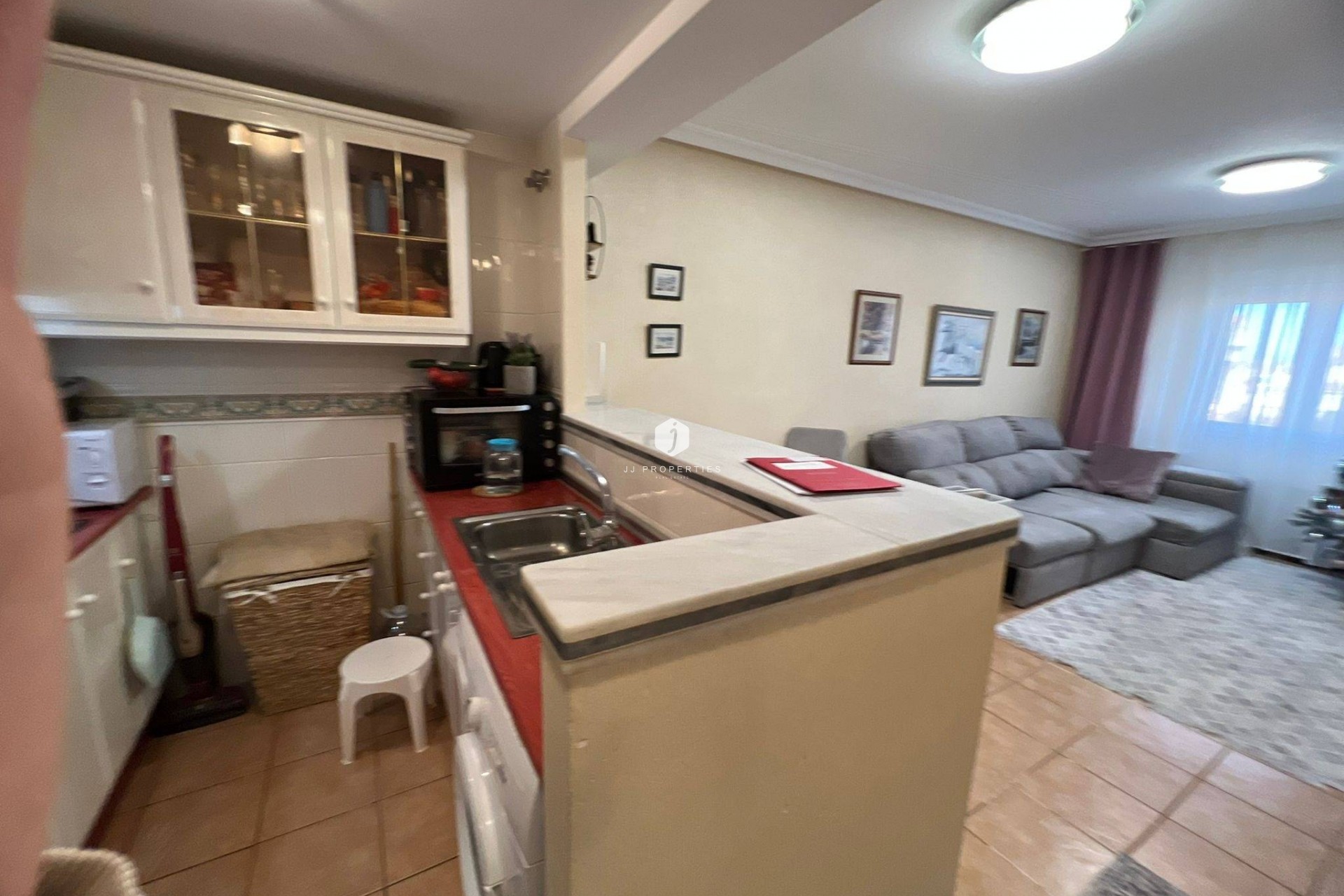 Tweedehands - Appartement / flat -
Torrevieja - aguas nuevas
