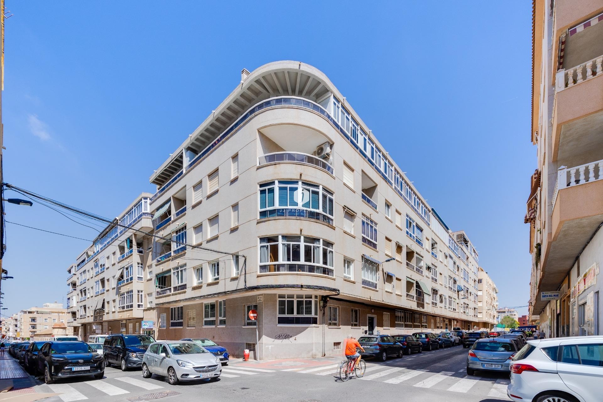 Tweedehands - Appartement / flat -
Torrevieja - Antonio Machado