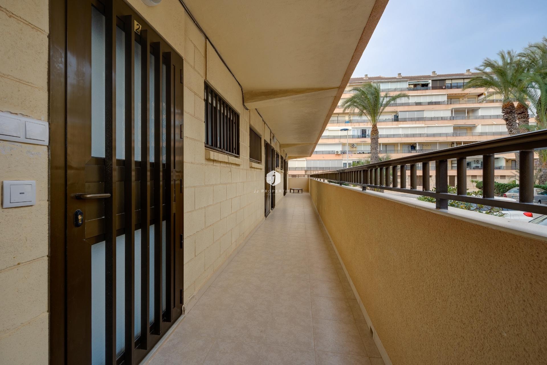 Tweedehands - Appartement / flat -
Torrevieja - Cabo cervera