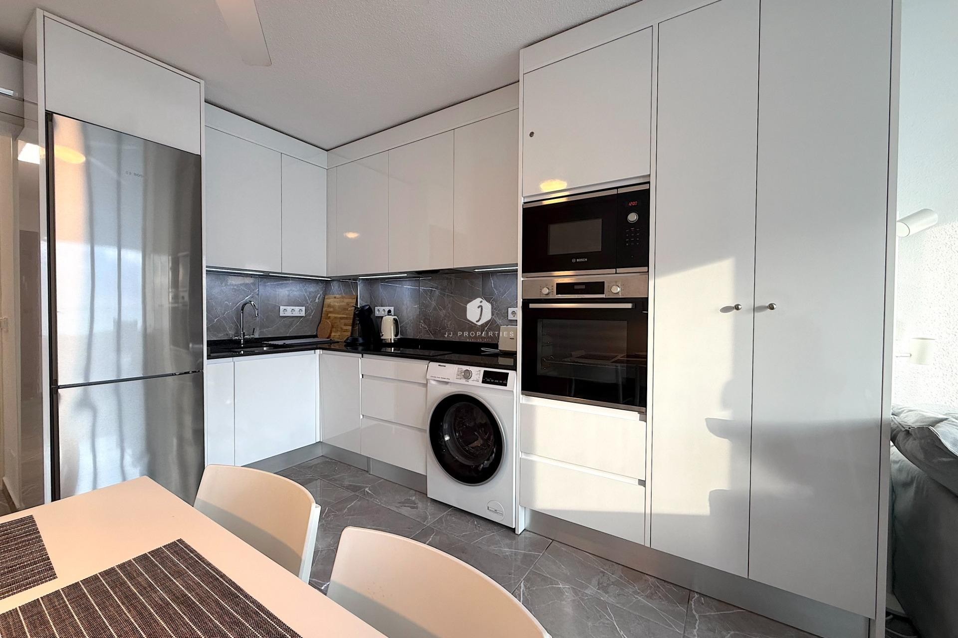 Tweedehands - Appartement / flat -
Torrevieja - Cabo cervera