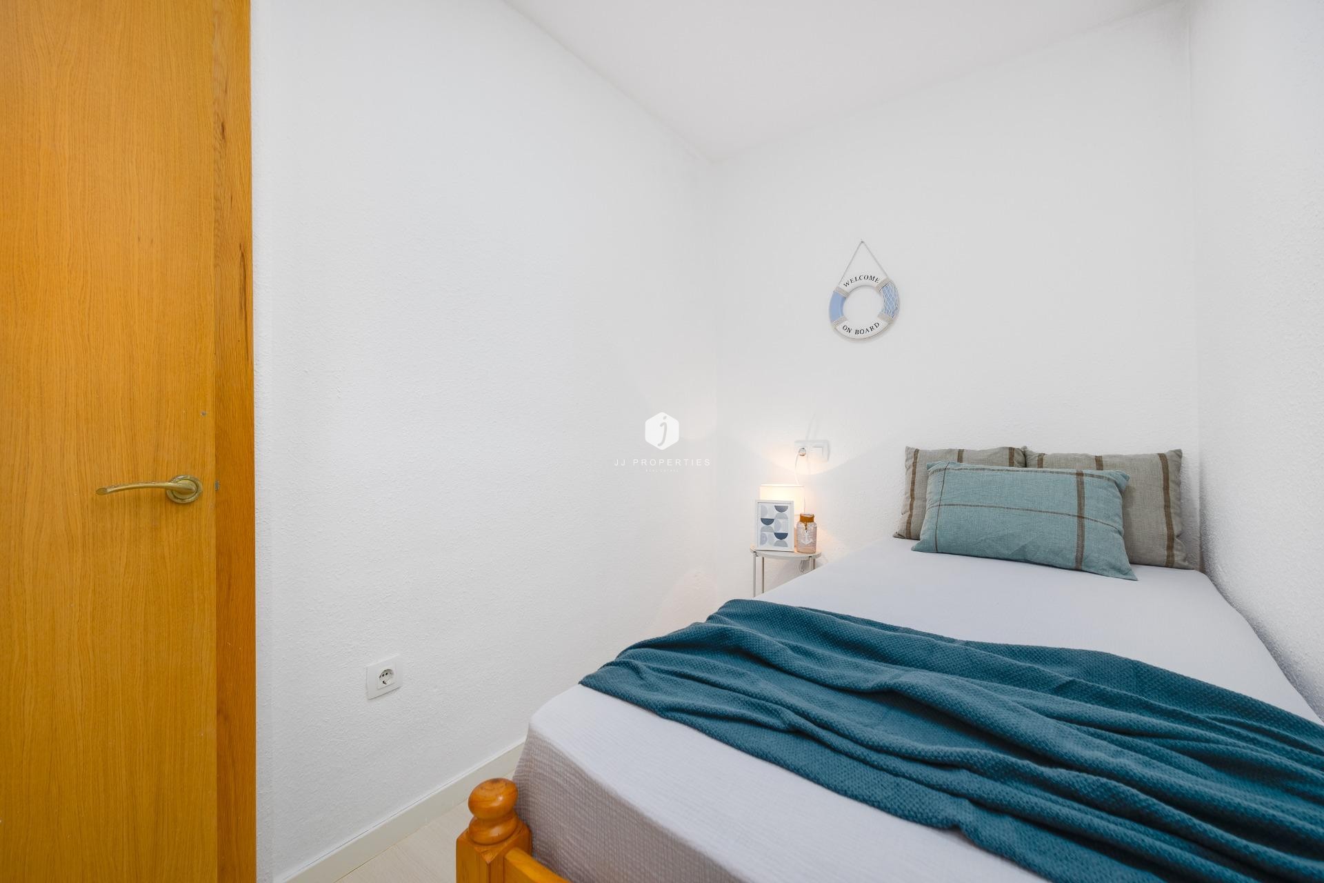 Tweedehands - Appartement / flat -
Torrevieja - Cabo cervera