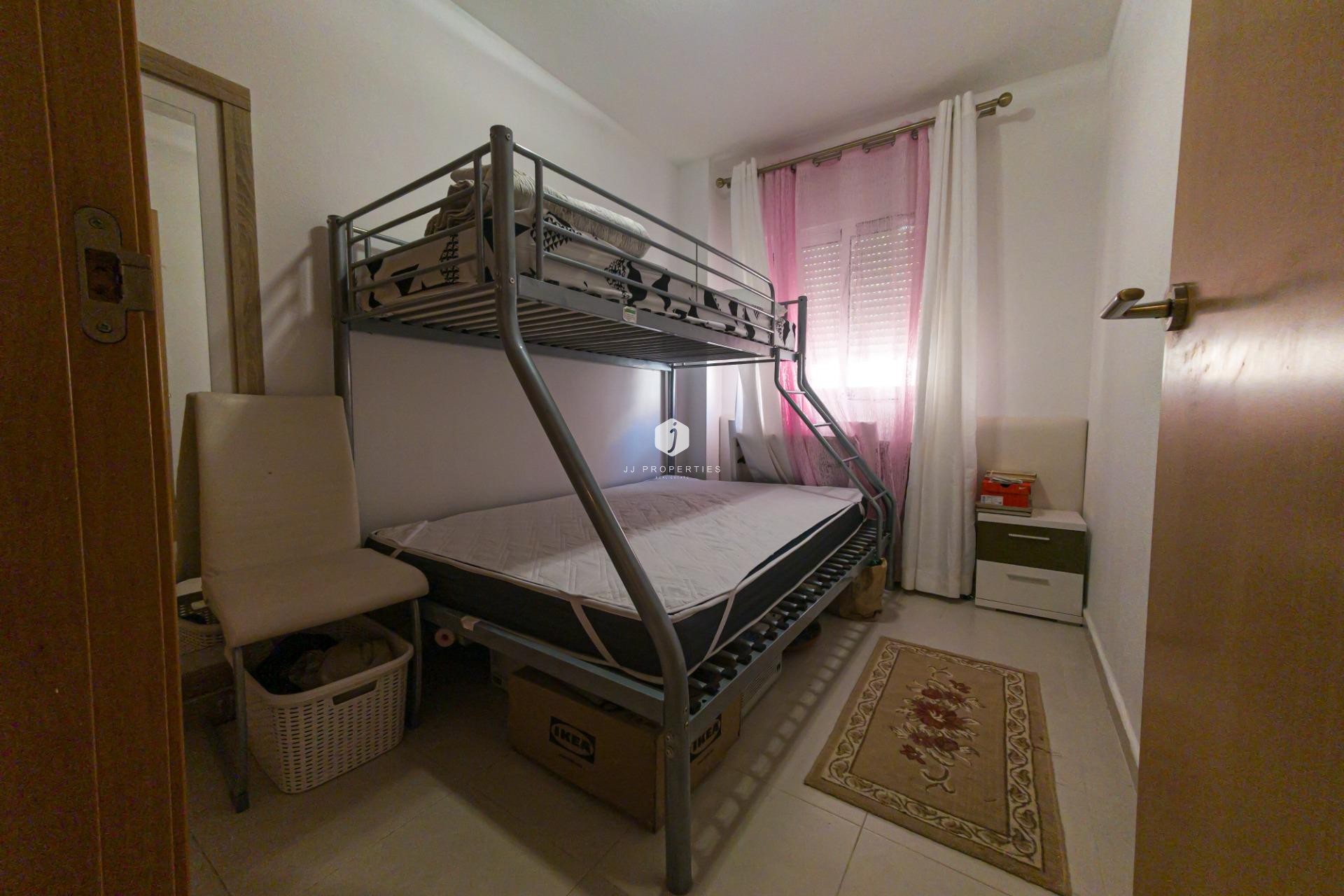 Tweedehands - Appartement / flat -
Torrevieja - Cala Del Palangre