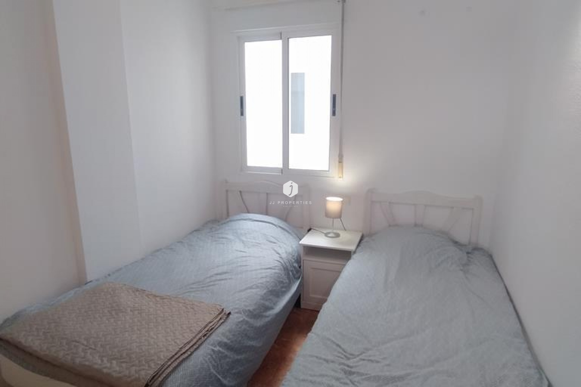 Tweedehands - Appartement / flat -
Torrevieja - CASCO URBANO