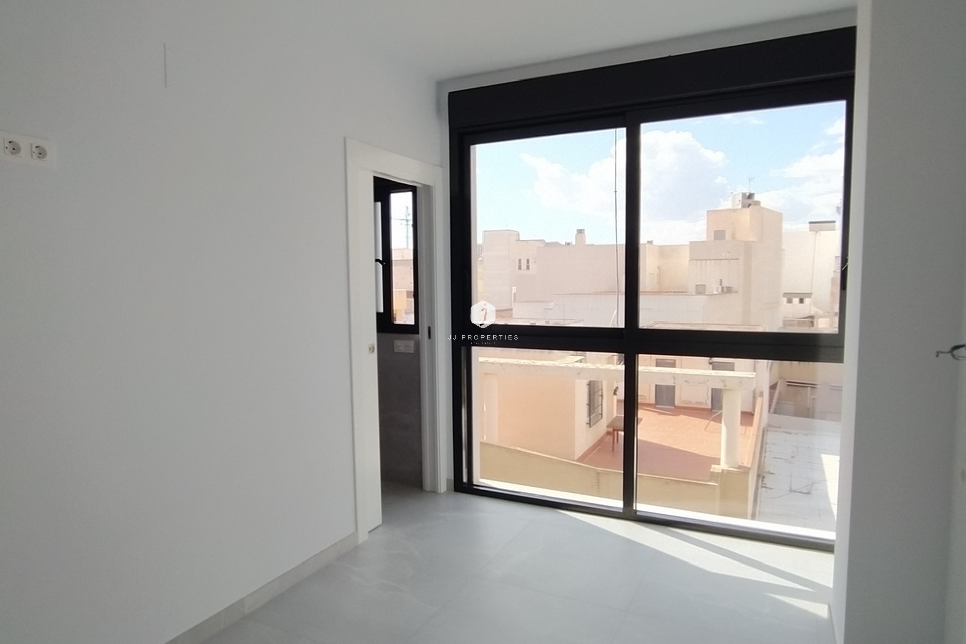 Tweedehands - Appartement / flat -
Torrevieja - CENTRE PLAYA DEL CURA LAS PISCINAS