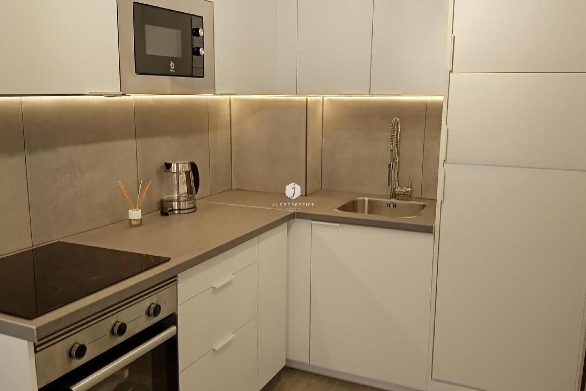 Tweedehands - Appartement / flat -
Torrevieja - CENTRE