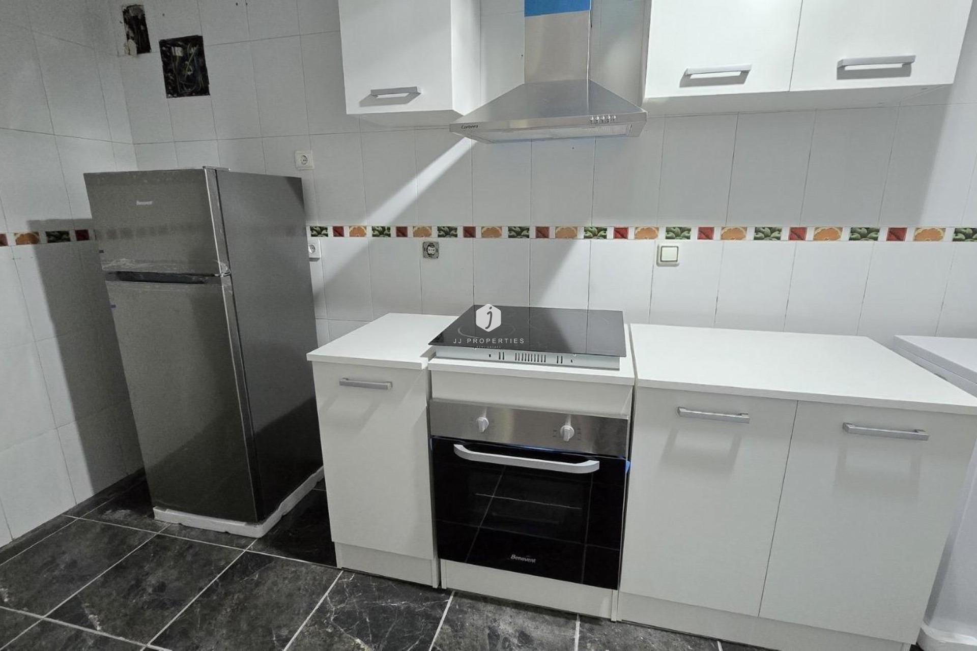 Tweedehands - Appartement / flat -
Torrevieja - Centro - Muelle Pesquero