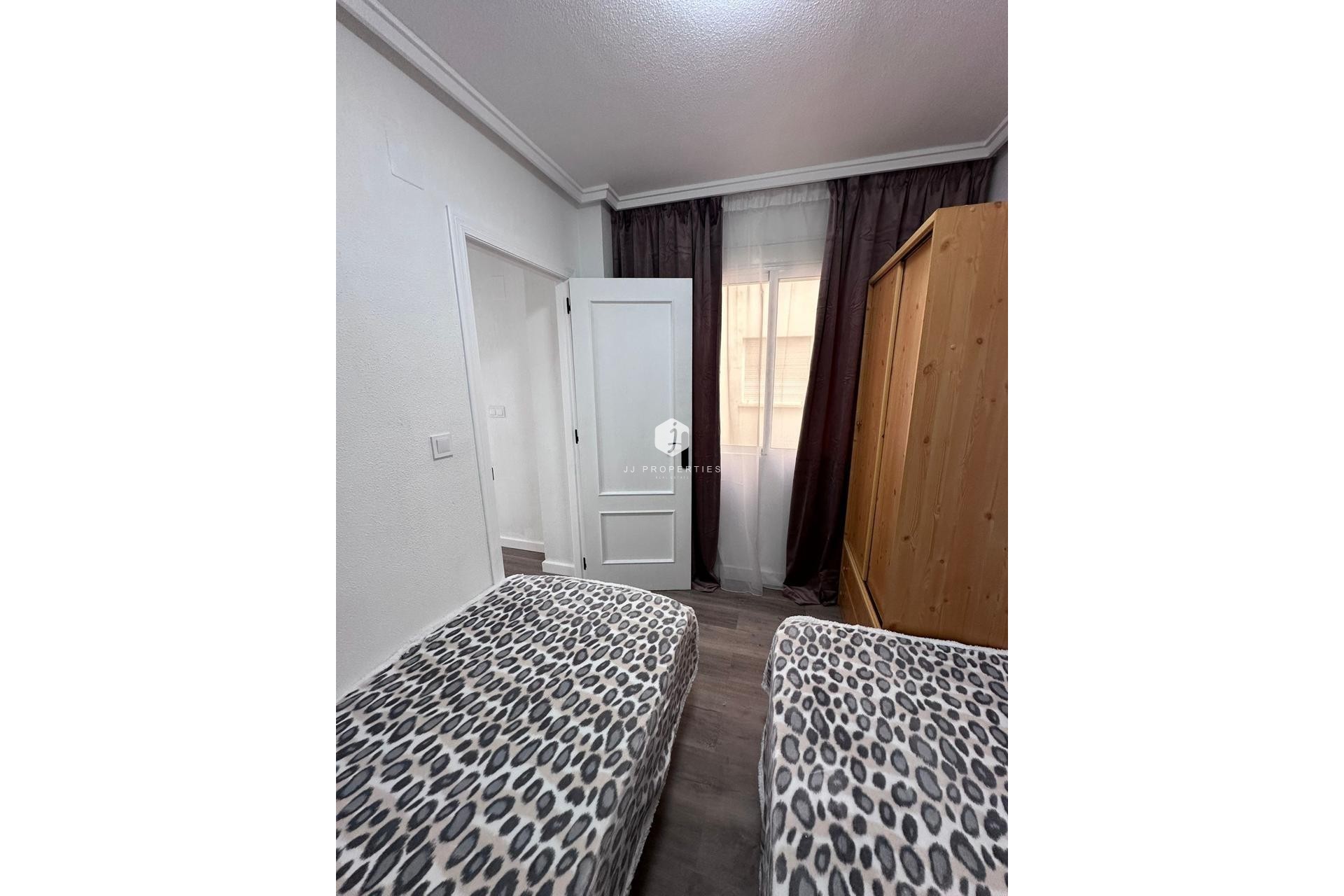 Tweedehands - Appartement / flat -
Torrevieja - Centro - Muelle Pesquero