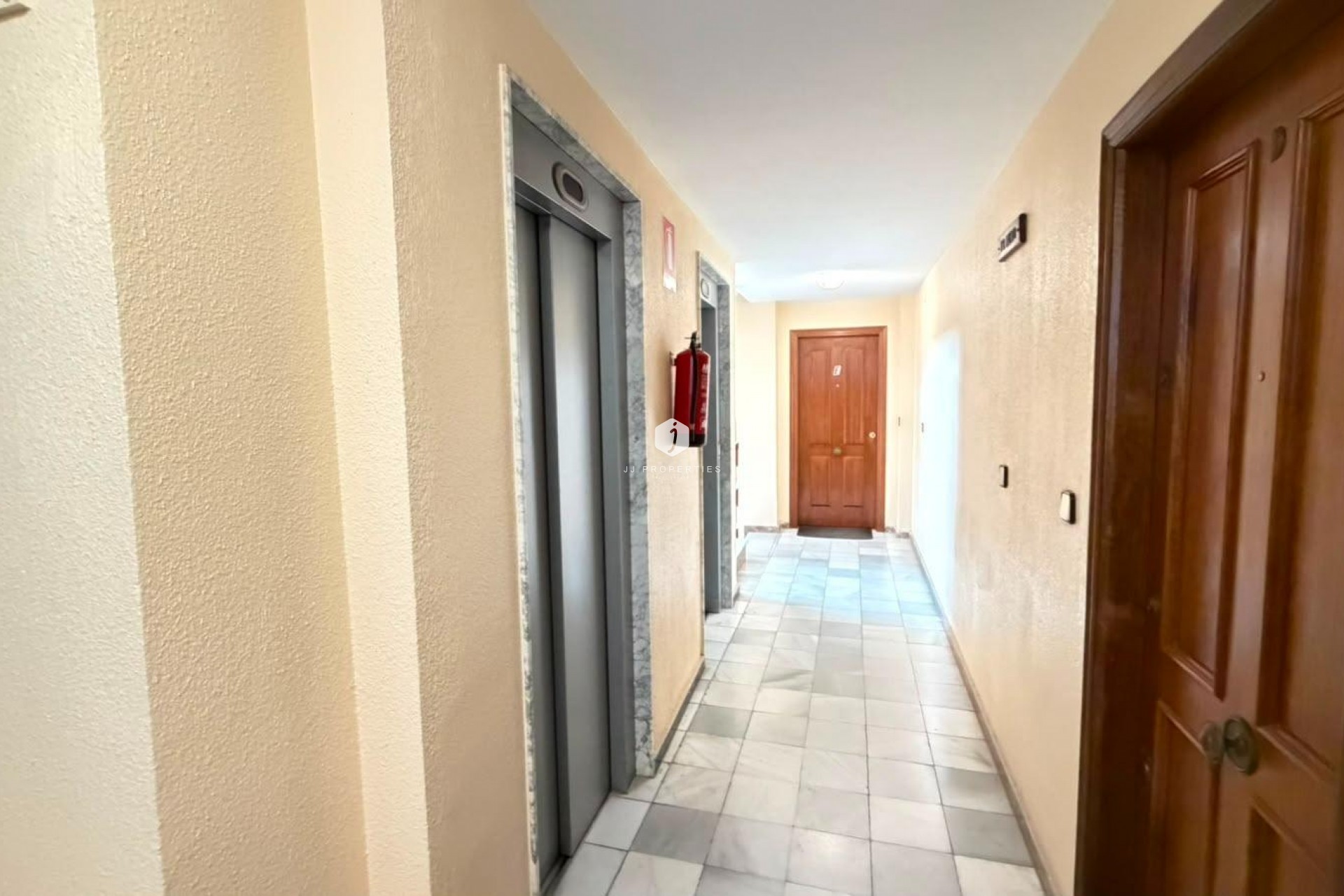 Tweedehands - Appartement / flat -
Torrevieja - Centro - Muelle Pesquero