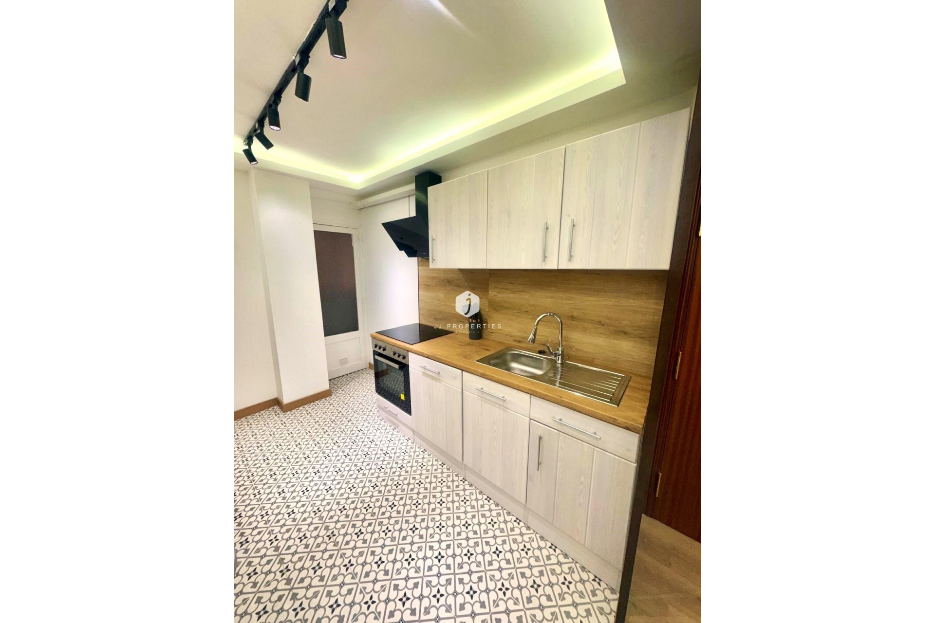 Tweedehands - Appartement / flat -
Torrevieja - Centro - Muelle Pesquero