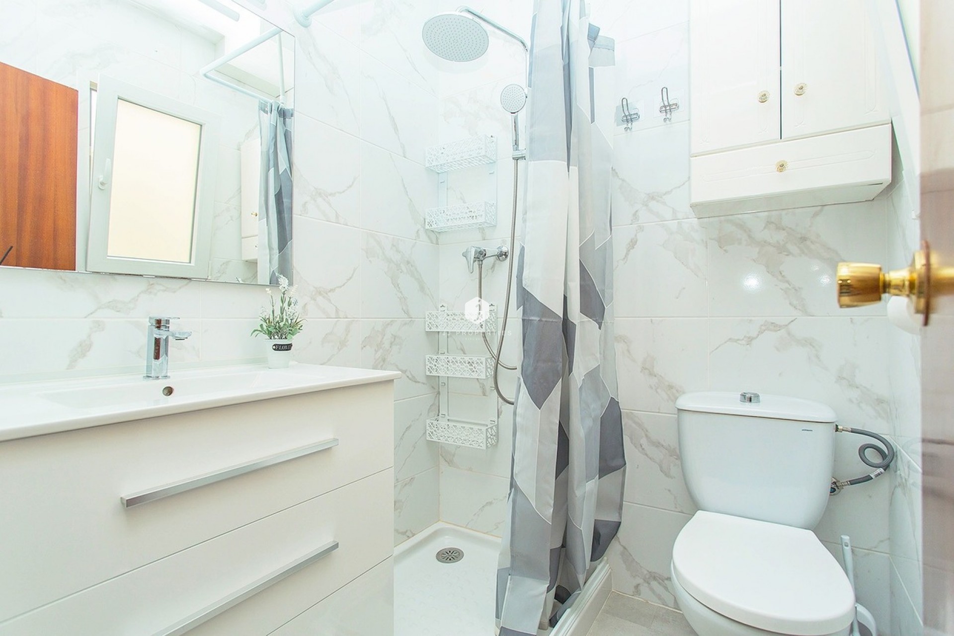Tweedehands - Appartement / flat -
Torrevieja - Centro-Muelle Pesquero