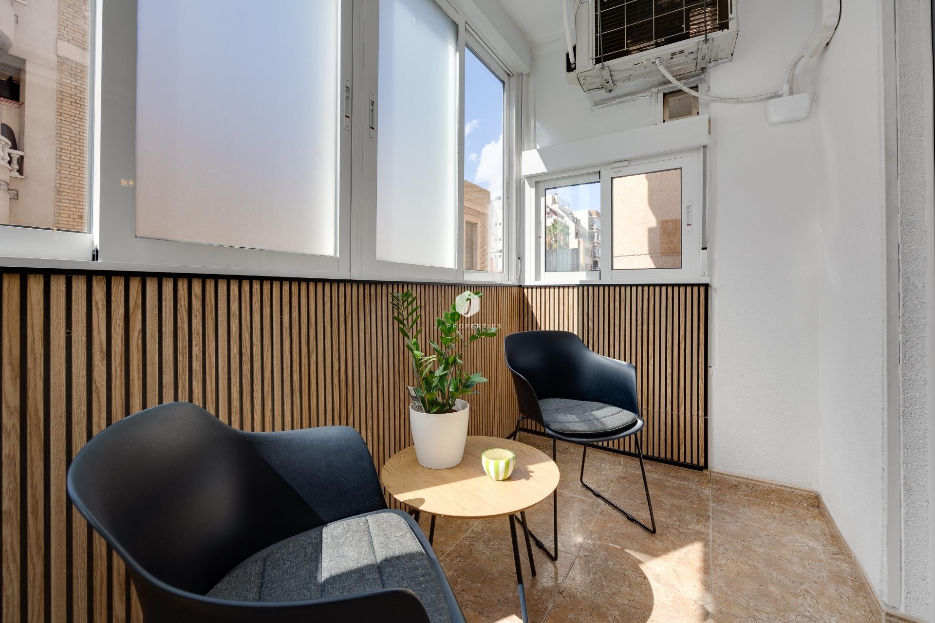 Tweedehands - Appartement / flat -
Torrevieja - Centro