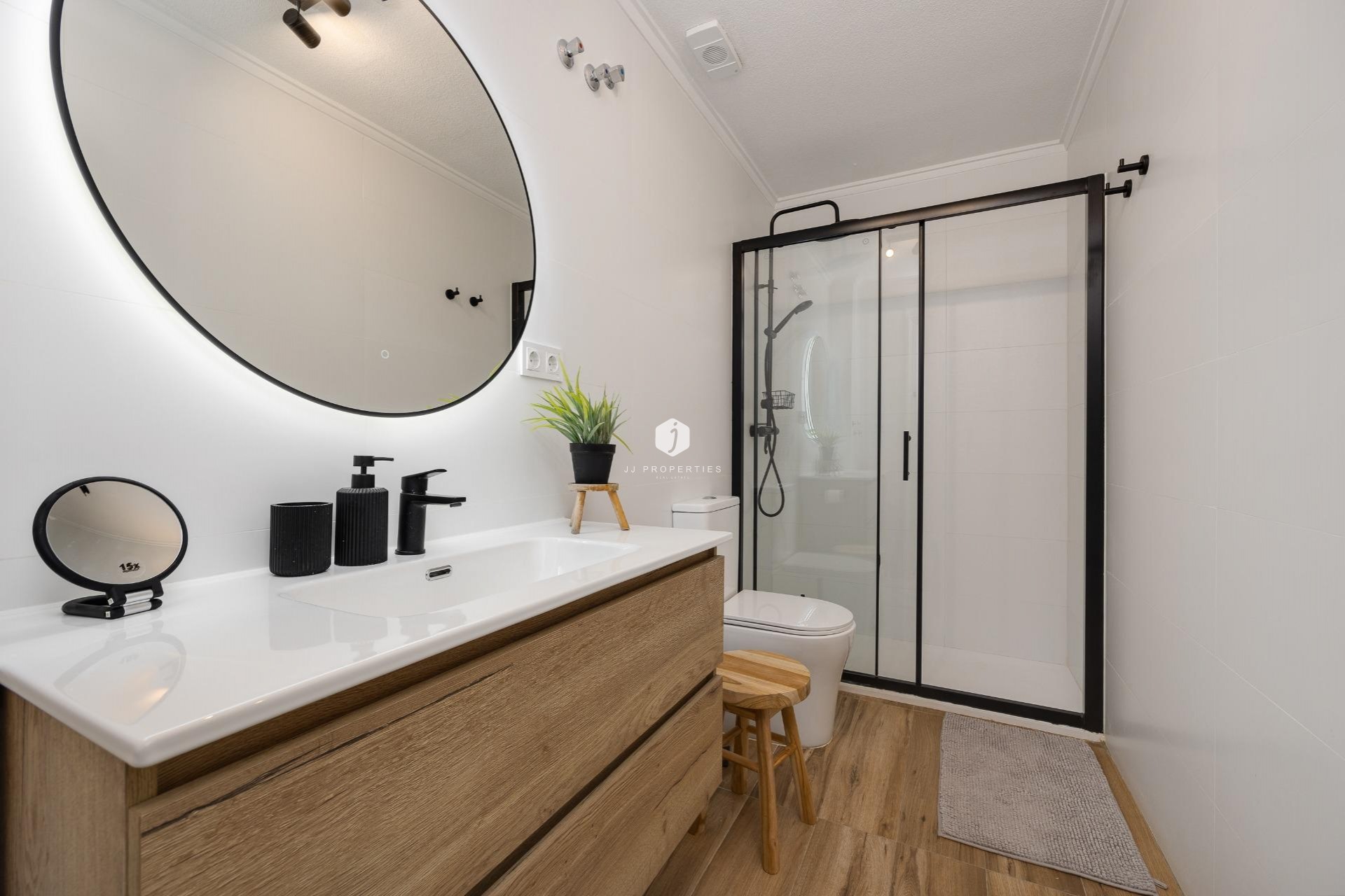 Tweedehands - Appartement / flat -
Torrevieja - Centro