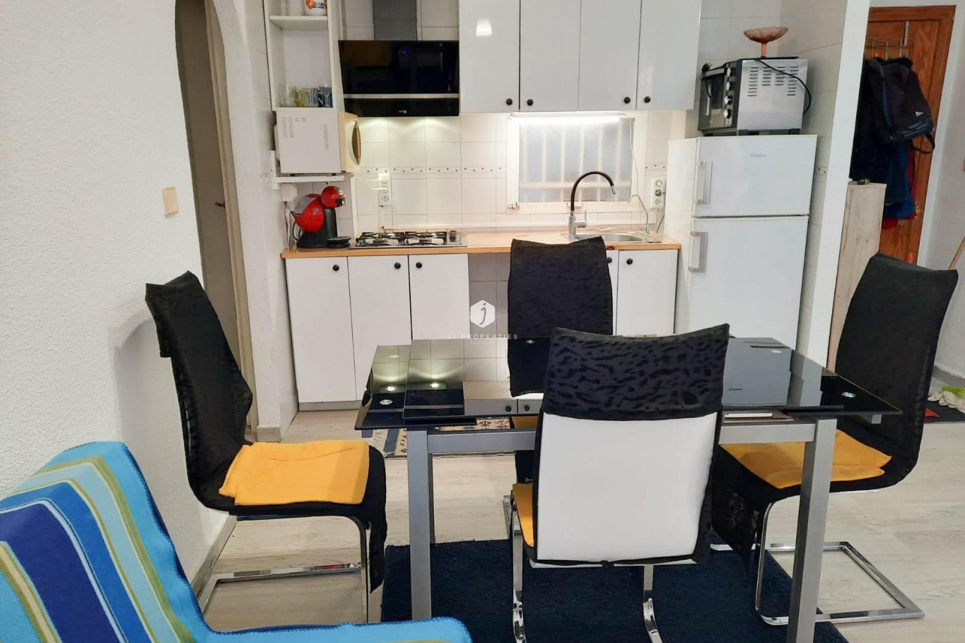 Tweedehands - Appartement / flat -
Torrevieja - Centro