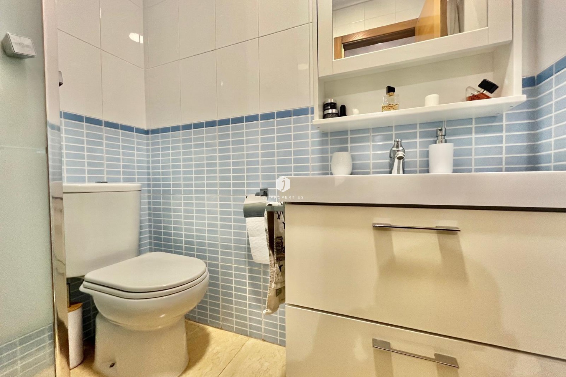 Tweedehands - Appartement / flat -
Torrevieja - Centro