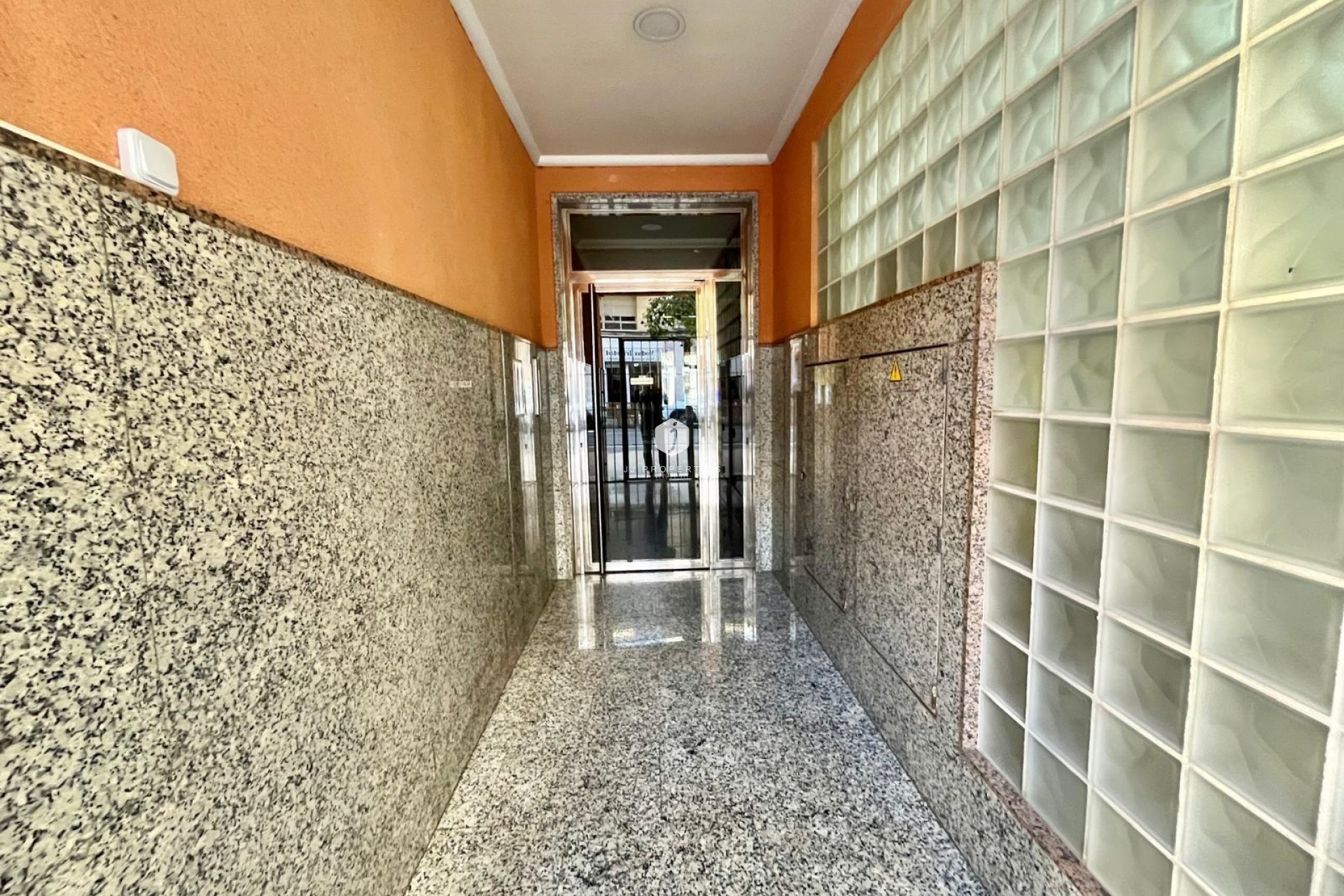 Tweedehands - Appartement / flat -
Torrevieja - Centro