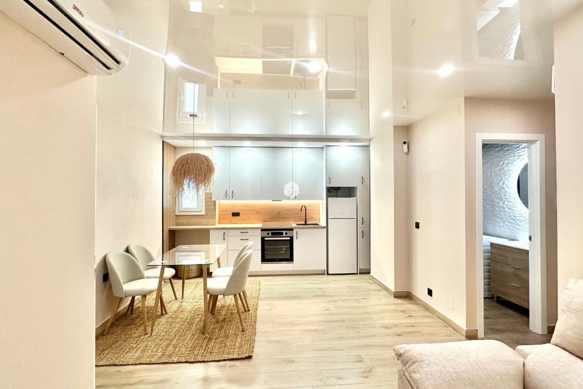 Tweedehands - Appartement / flat -
Torrevieja - Centro