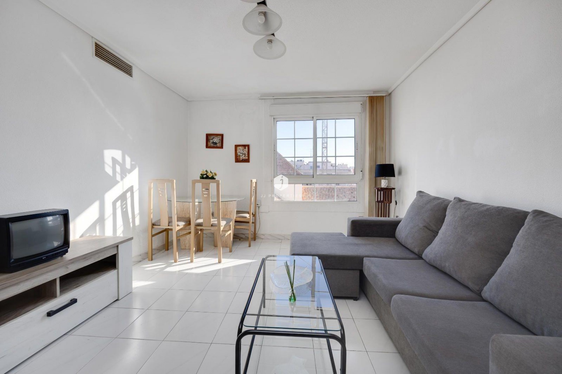 Tweedehands - Appartement / flat -
Torrevieja - Centro