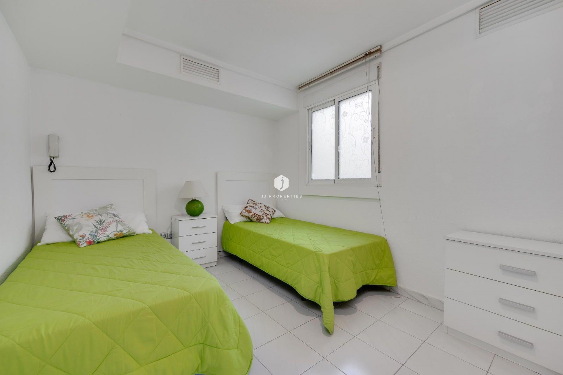 Tweedehands - Appartement / flat -
Torrevieja - Centro