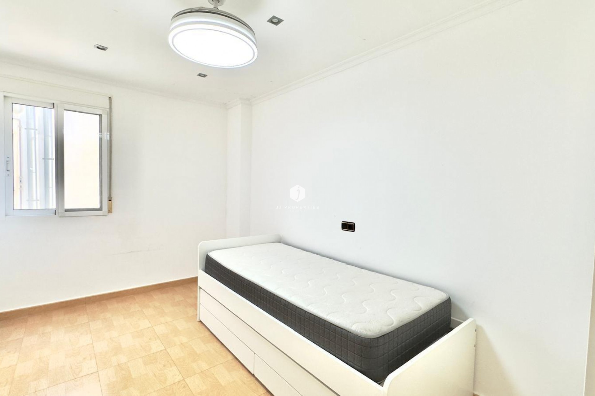 Tweedehands - Appartement / flat -
Torrevieja - Centro