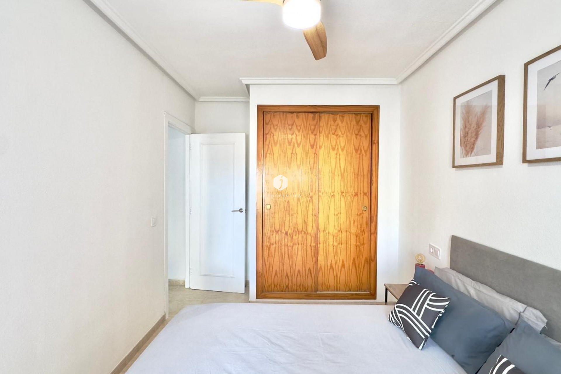 Tweedehands - Appartement / flat -
Torrevieja - Centro