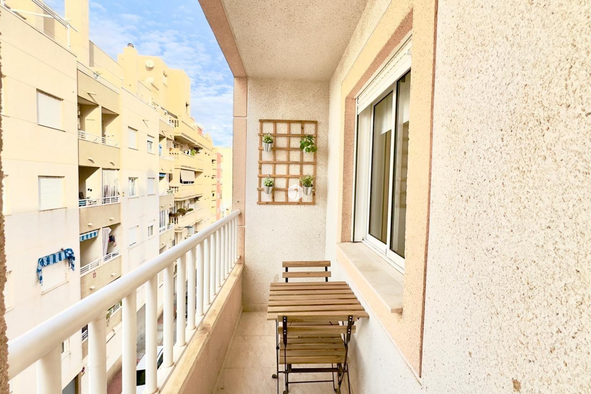 Tweedehands - Appartement / flat -
Torrevieja - Centro