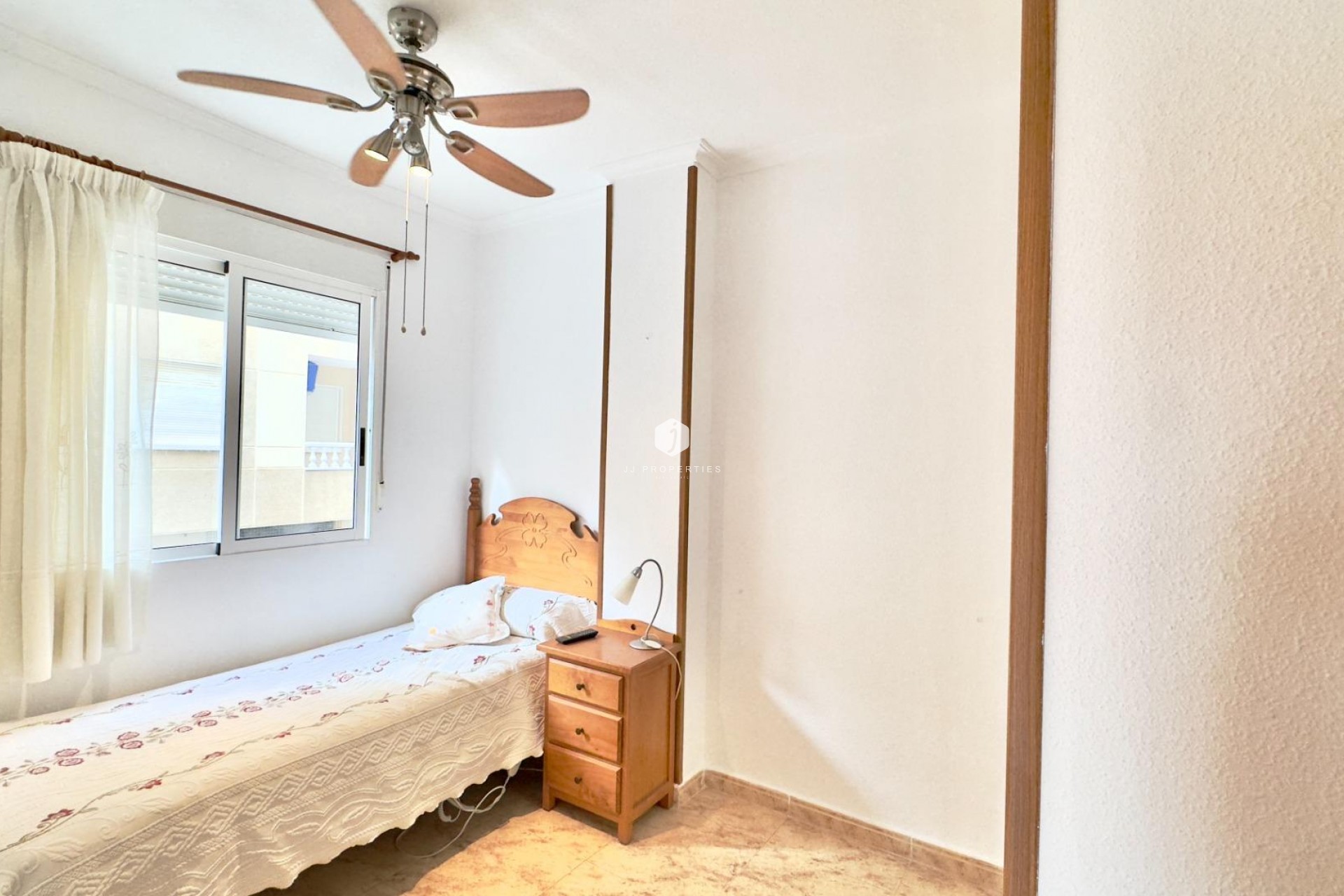 Tweedehands - Appartement / flat -
Torrevieja - Centro