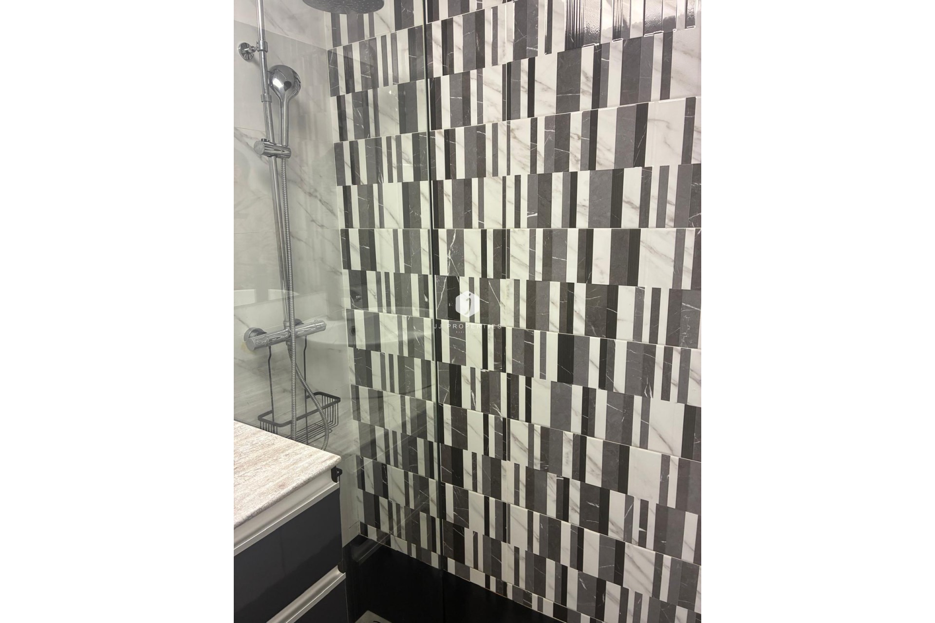 Tweedehands - Appartement / flat -
Torrevieja - Centro