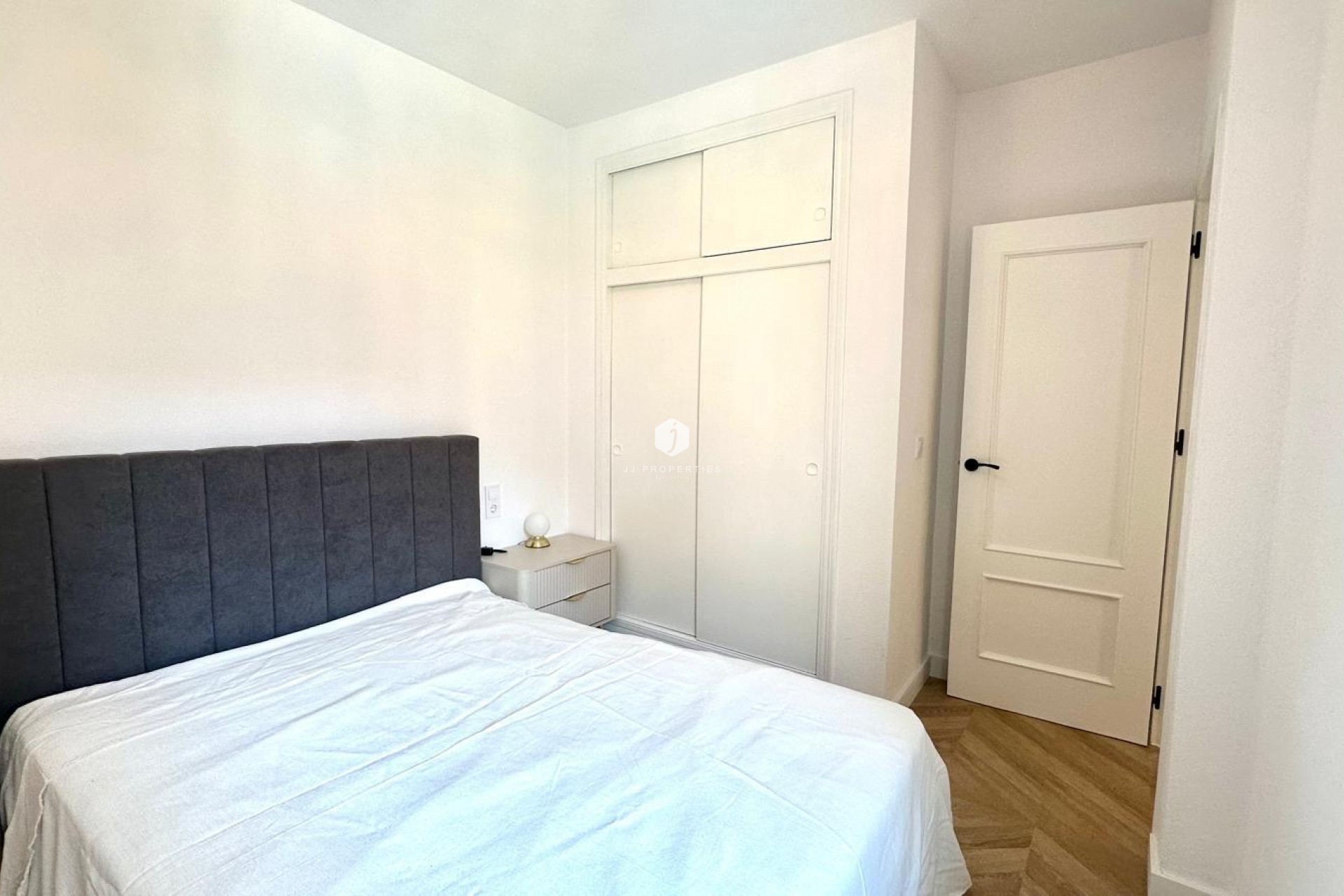 Tweedehands - Appartement / flat -
Torrevieja - Centro