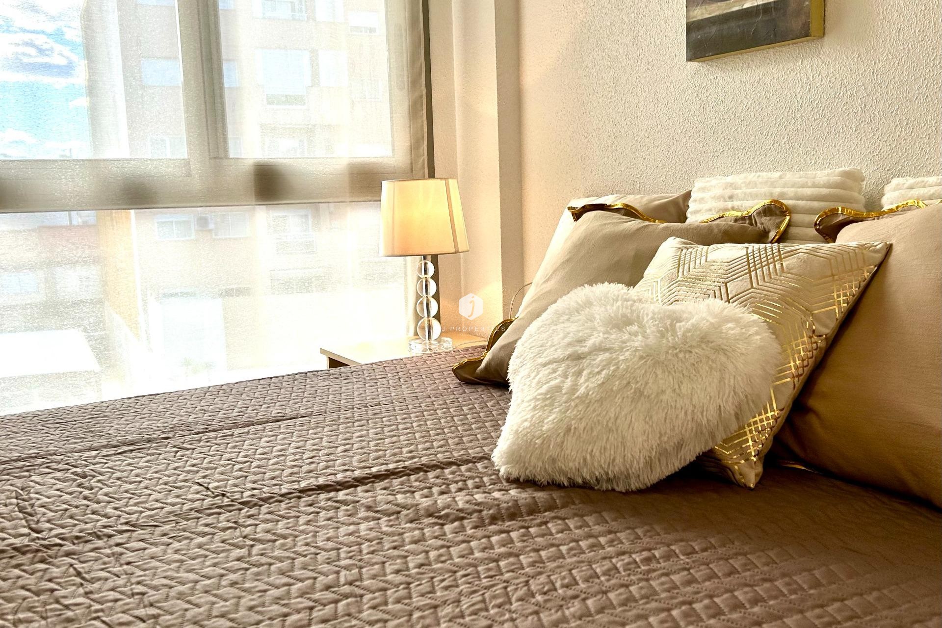 Tweedehands - Appartement / flat -
Torrevieja - Centro