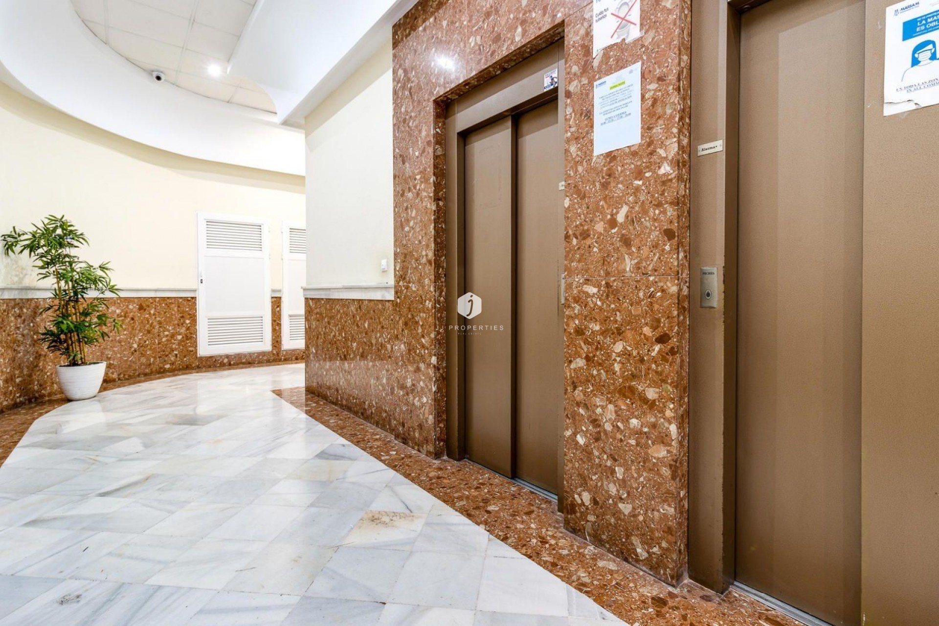 Tweedehands - Appartement / flat -
Torrevieja - Centro